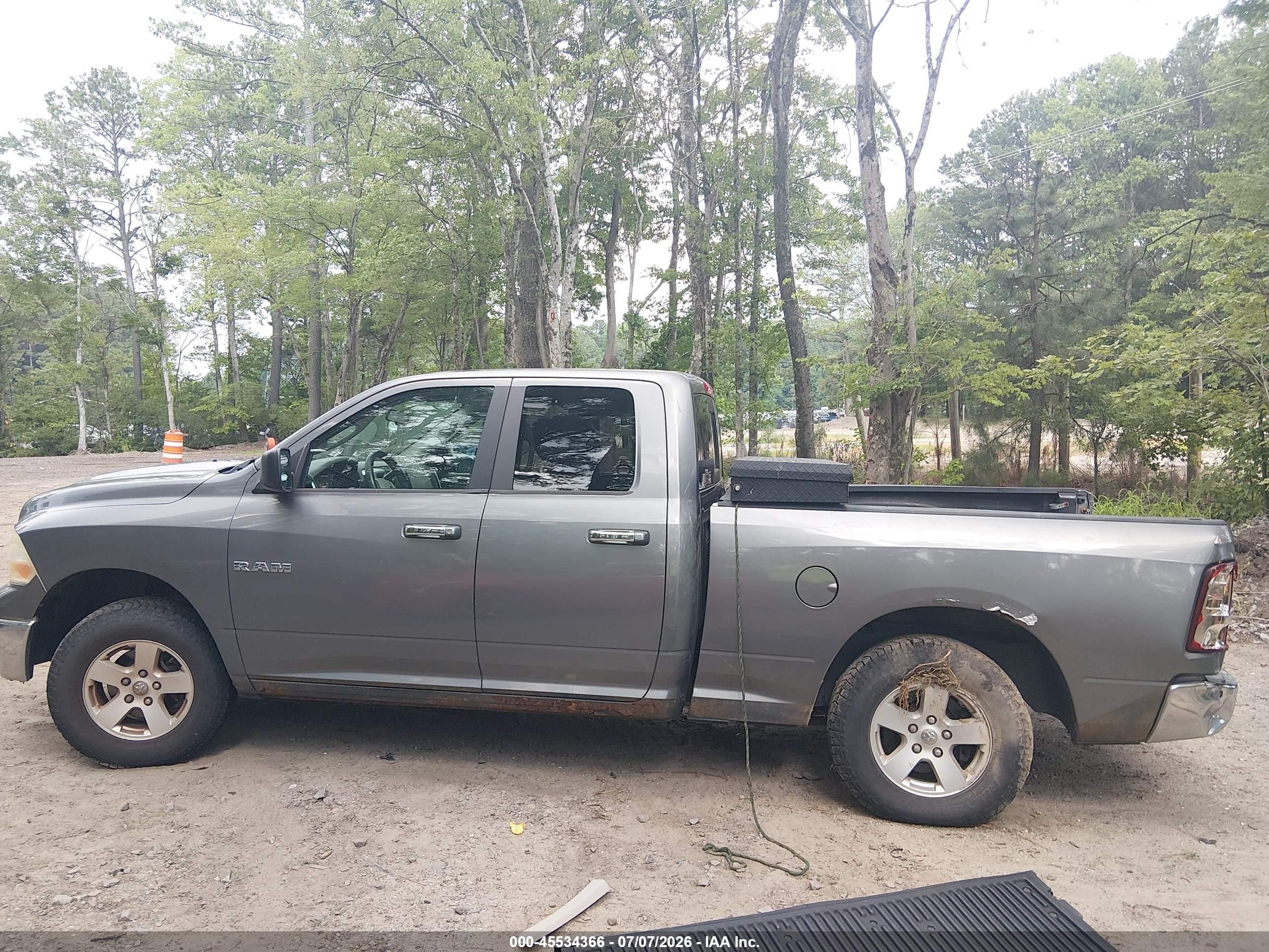 2010 Dodge Ram 1500 Slt/sport/trx Gray vin: 1D7RV1GPXAS113144