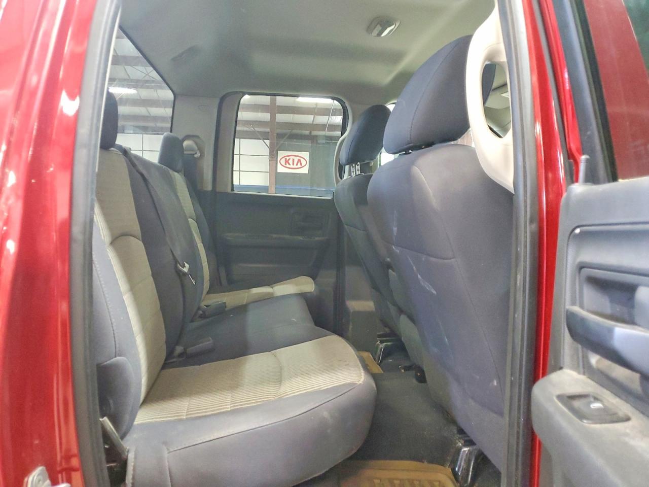 2010 Dodge Ram 1500 Red vin: 1D7RV1GPXAS231629
