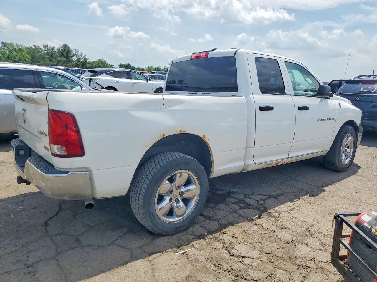 2011 Dodge Ram 1500 White vin: 1D7RV1GPXBS572529
