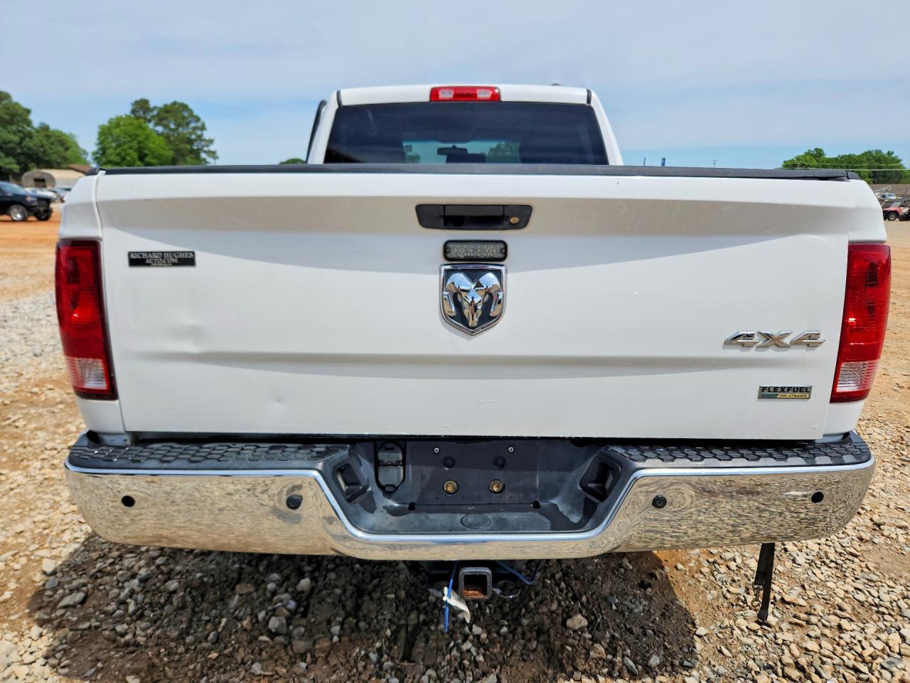 2011 Dodge Ram 1500 Белый vin: 1D7RV1GPXBS680276