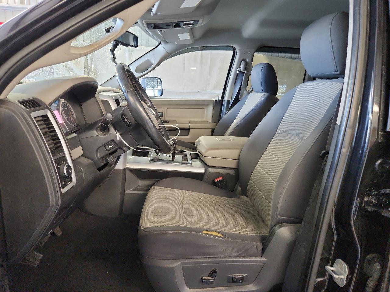 2010 Dodge Ram 1500 Slt Black vin: 1D7RV1GT0AS201908 Damage: Left Front Seat Cushion, Torn, 5 To 6 Inches