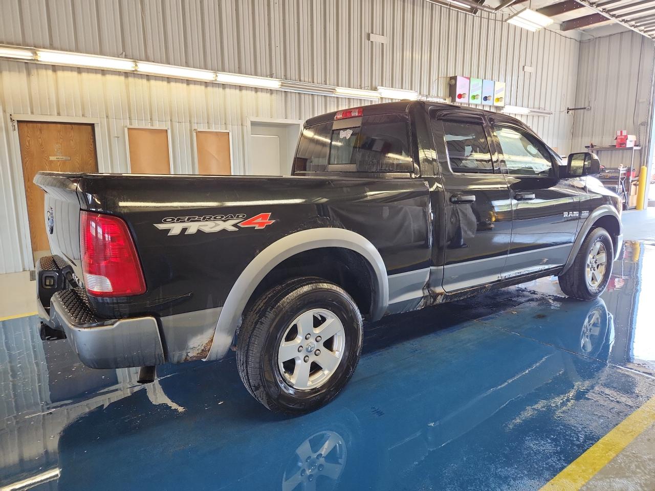 2010 Dodge Ram 1500 Slt Black vin: 1D7RV1GT0AS201908 Damage: Right Bed Side, Rust, > 12 Inches