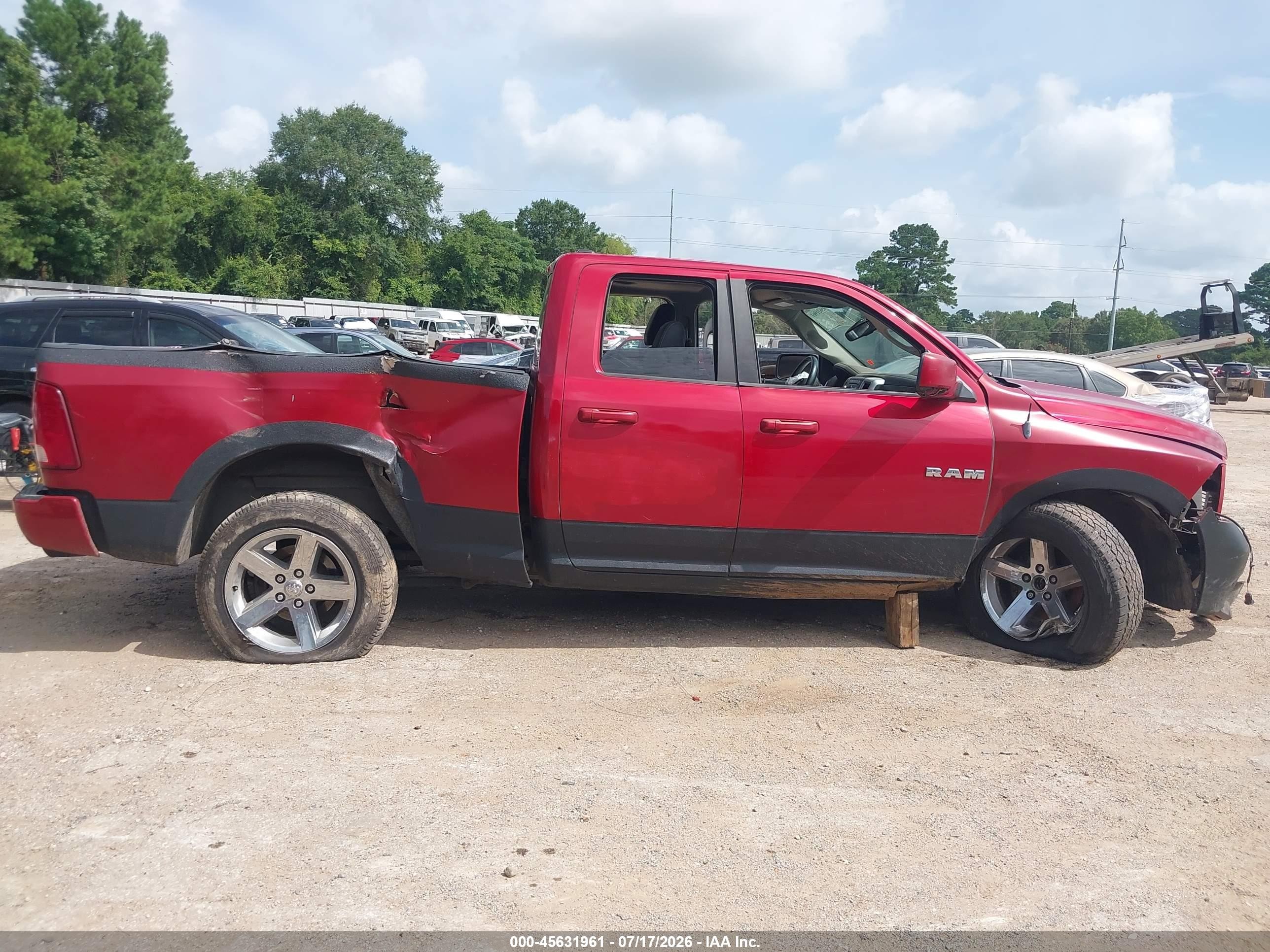 2010 Dodge Ram 1500 Sport Red vin: 1D7RV1GT0AS214979