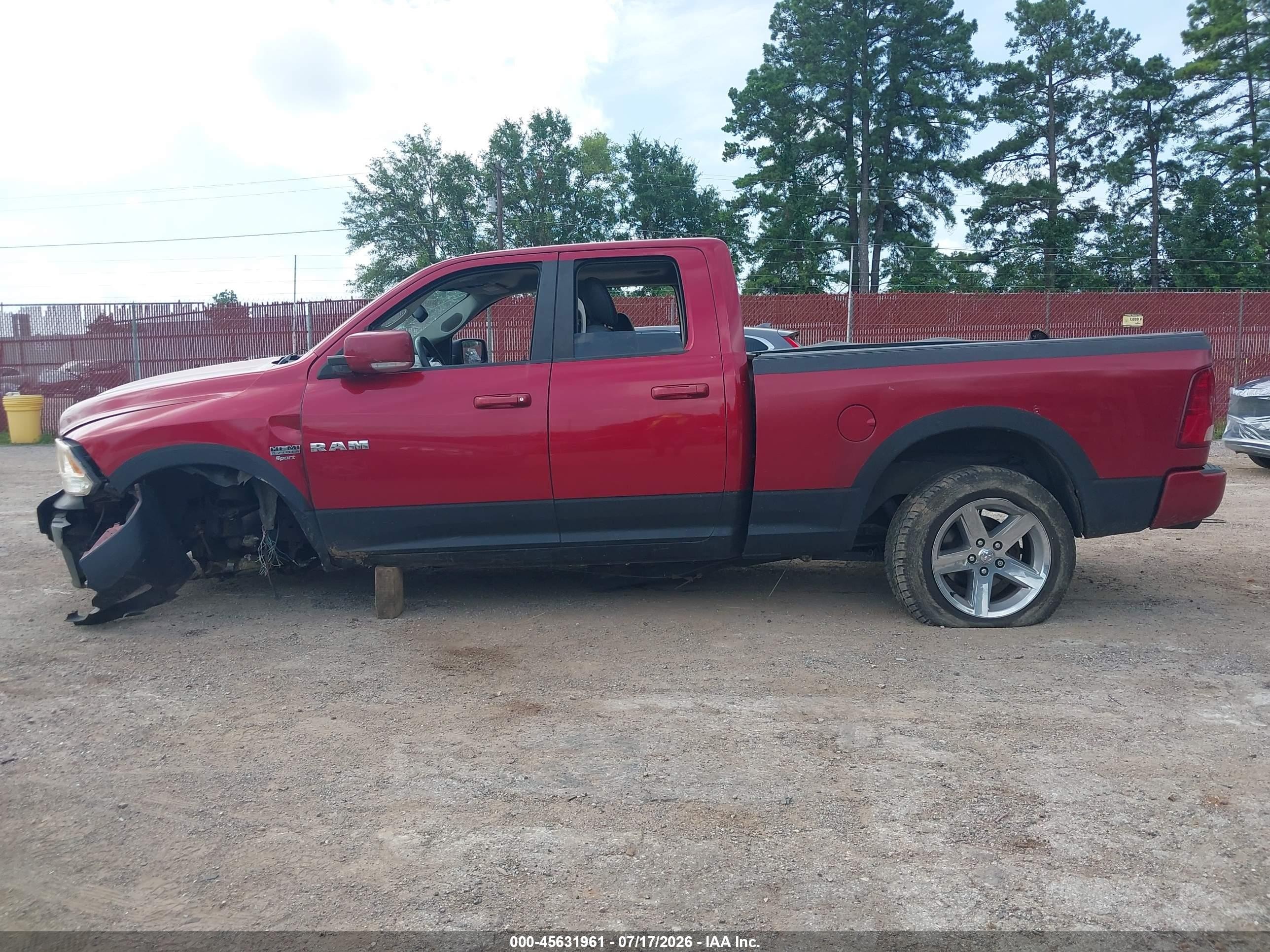 2010 Dodge Ram 1500 Sport Red vin: 1D7RV1GT0AS214979