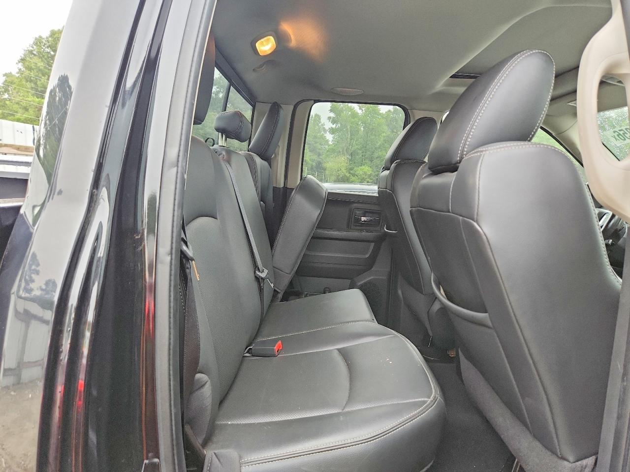 2011 Dodge Ram 1500 Black vin: 1D7RV1GT0BS524521