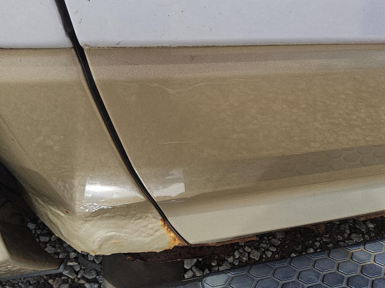 2011 Dodge Ram 1500 White vin: 1D7RV1GT0BS580281 Damage: Right Rear Door, Multiple Scratches Heavy, 5