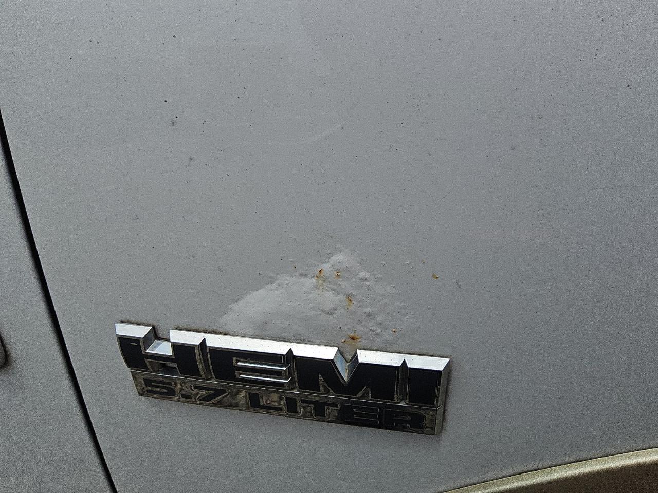 2011 Dodge Ram 1500 White vin: 1D7RV1GT0BS580281 Damage: Right Front Fender, Rust, > 12 Inches