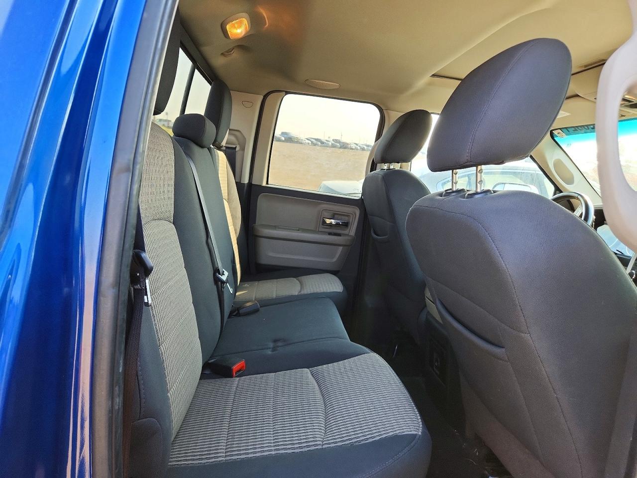 2011 Dodge Ram 1500 Синий vin: 1D7RV1GT0BS658106