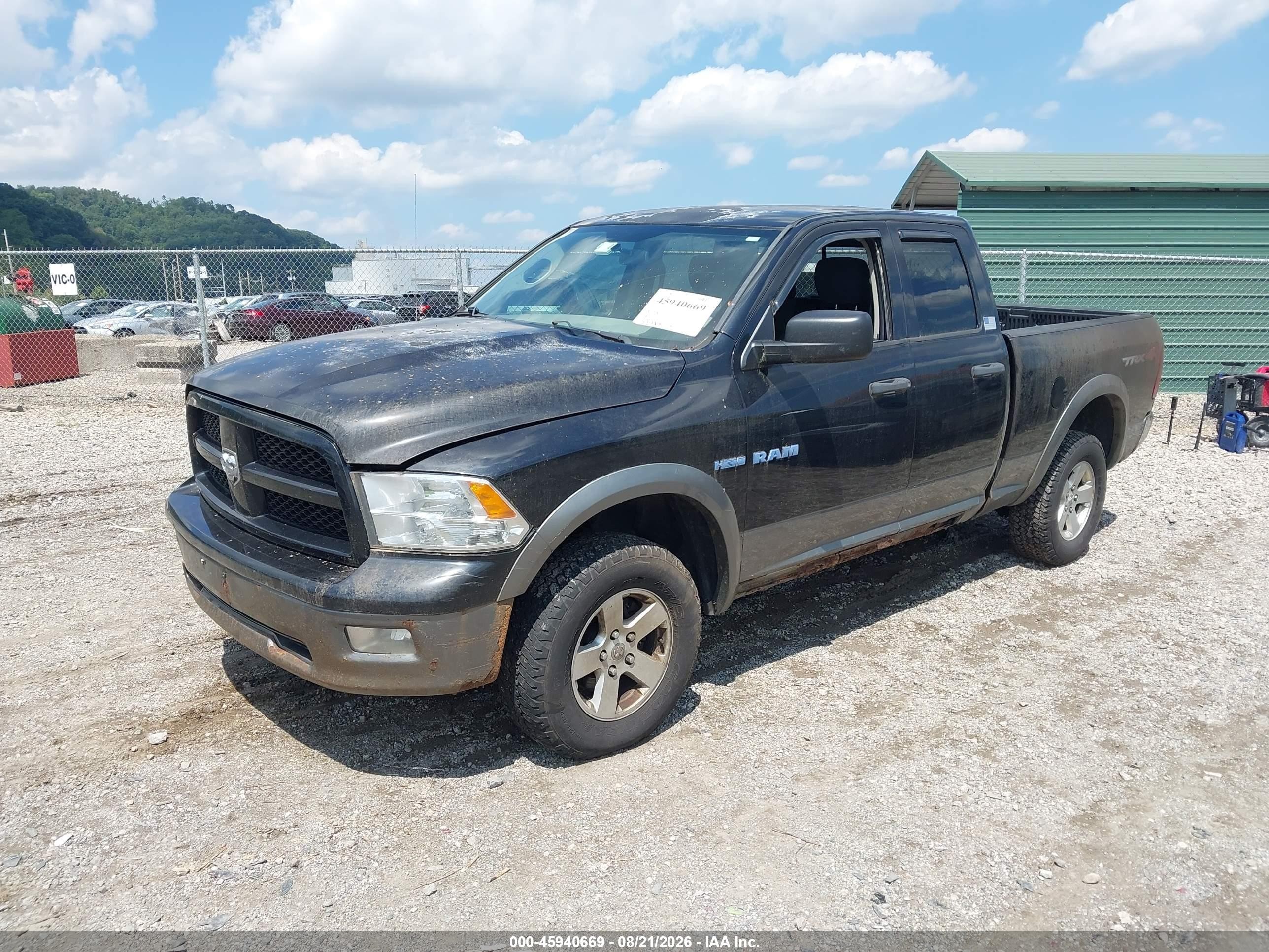 2010 Dodge Ram 1500 Slt/sport/trx Черный vin: 1D7RV1GT1AS103342
