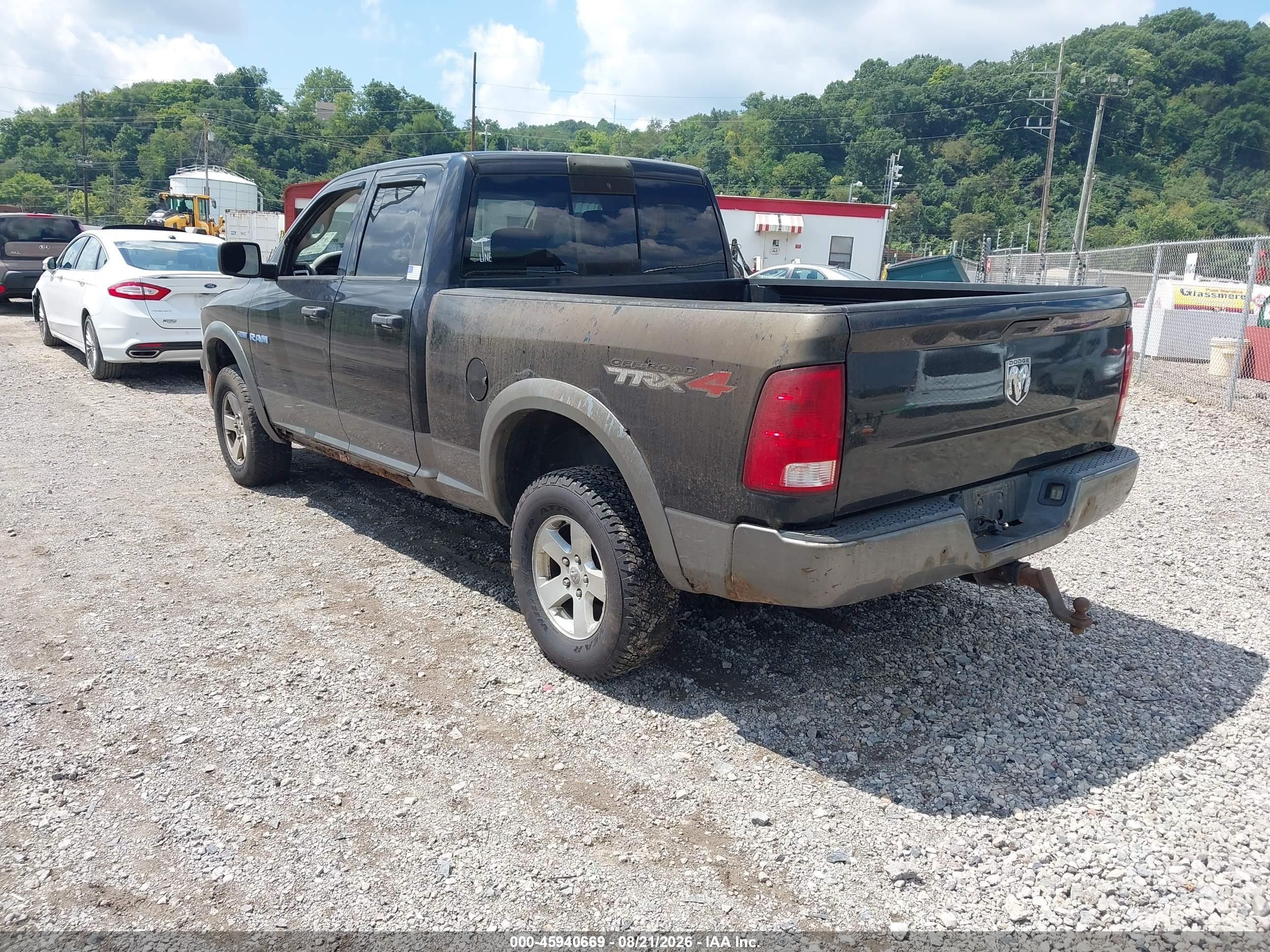 2010 Dodge Ram 1500 Slt/sport/trx Черный vin: 1D7RV1GT1AS103342