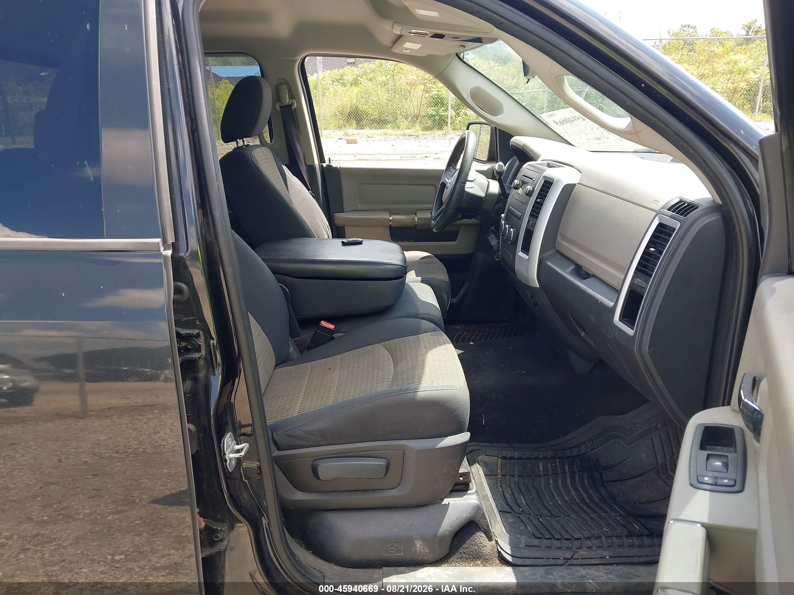 2010 Dodge Ram 1500 Slt/sport/trx Черный vin: 1D7RV1GT1AS103342