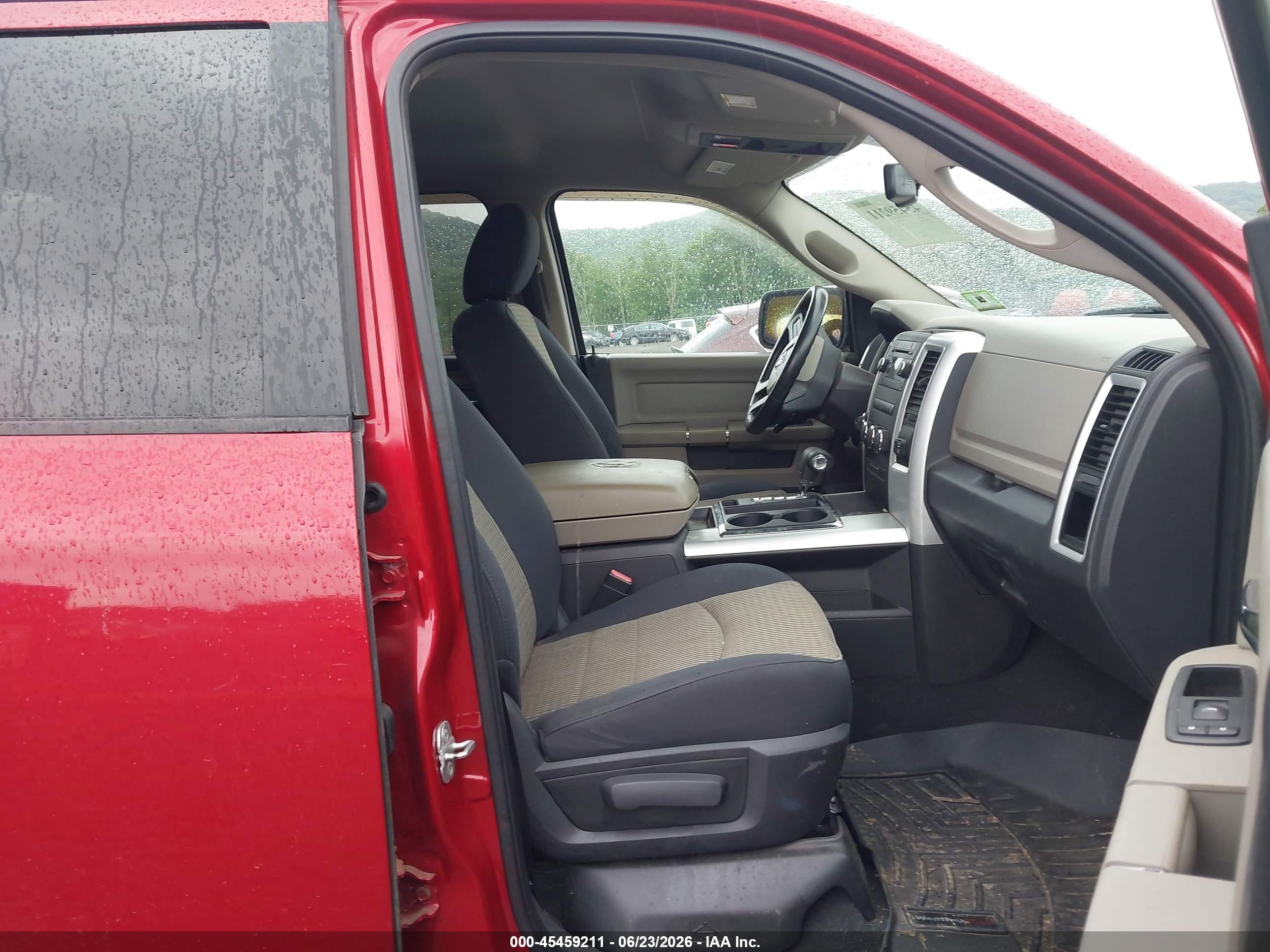 2010 Dodge Ram 1500 Slt/sport/trx Red vin: 1D7RV1GT1AS145574