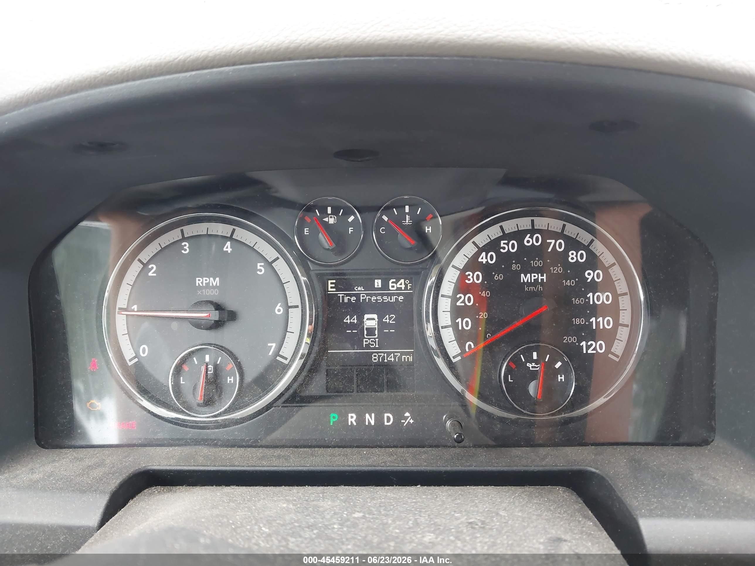 2010 Dodge Ram 1500 Slt/sport/trx Red vin: 1D7RV1GT1AS145574