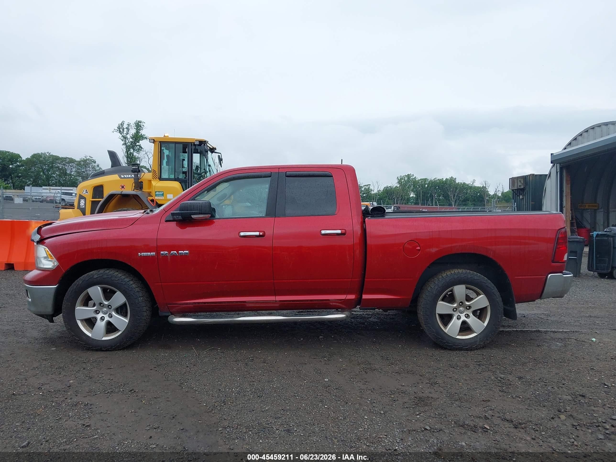 2010 Dodge Ram 1500 Slt/sport/trx Red vin: 1D7RV1GT1AS145574