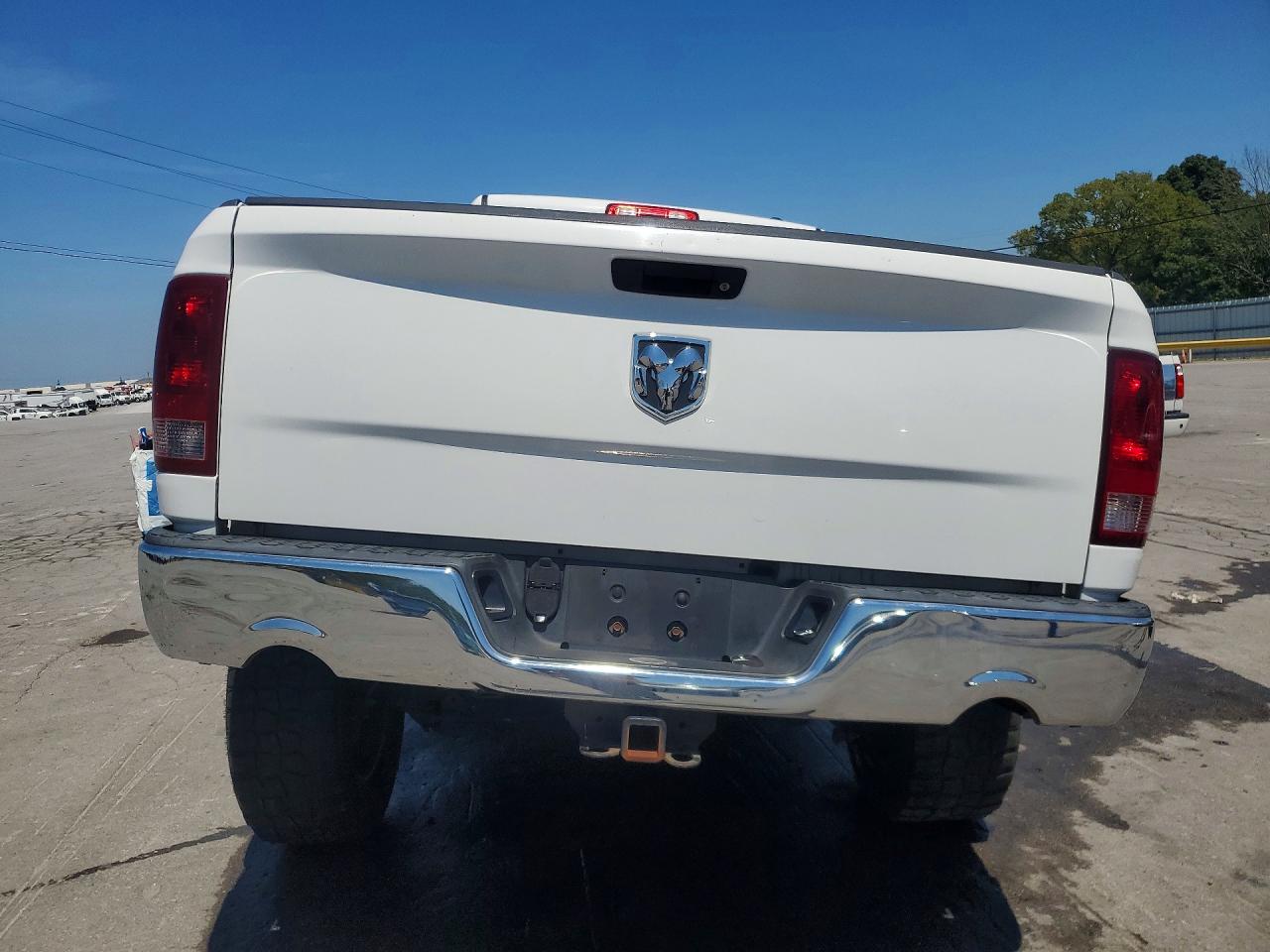 2011 Dodge Ram 1500 White vin: 1D7RV1GT1BS535396