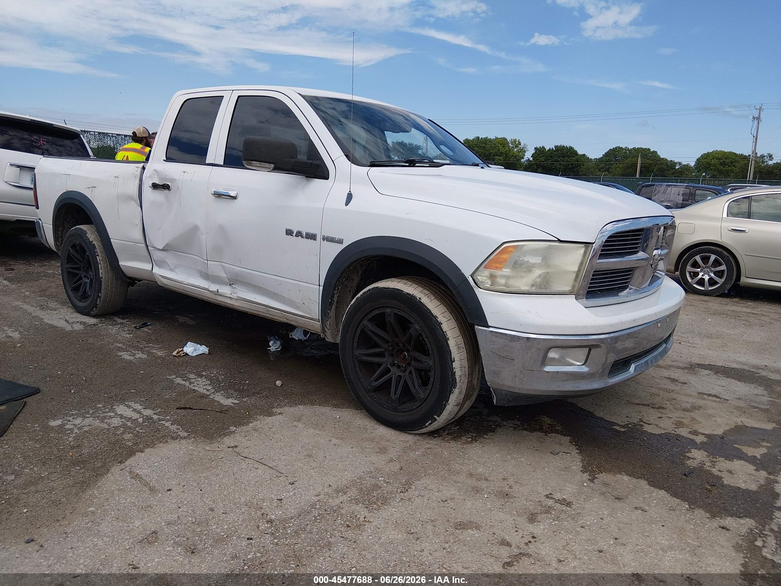 2010 Dodge Ram 1500 Slt White vin: 1D7RV1GT2AS131344