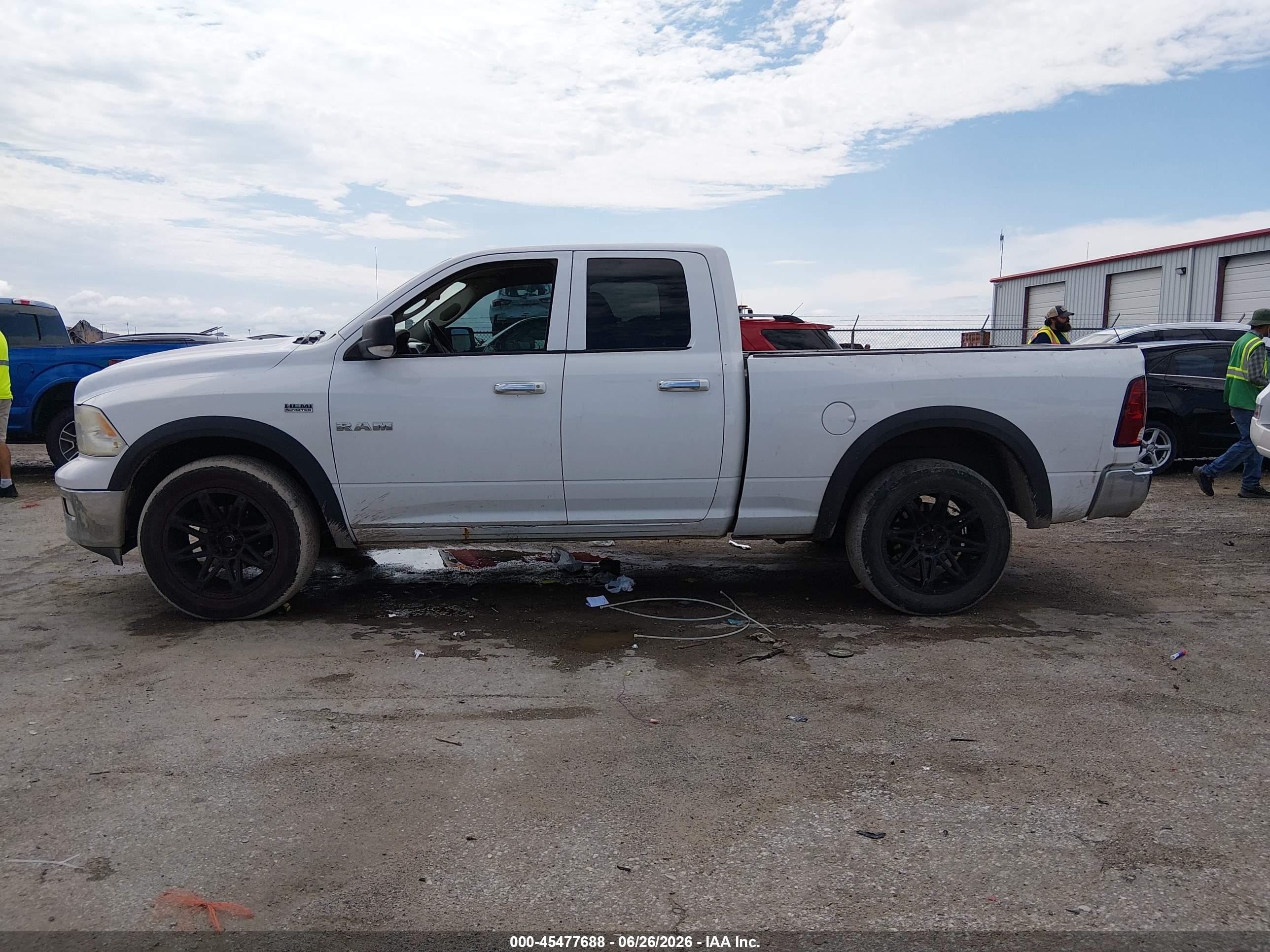 2010 Dodge Ram 1500 Slt White vin: 1D7RV1GT2AS131344