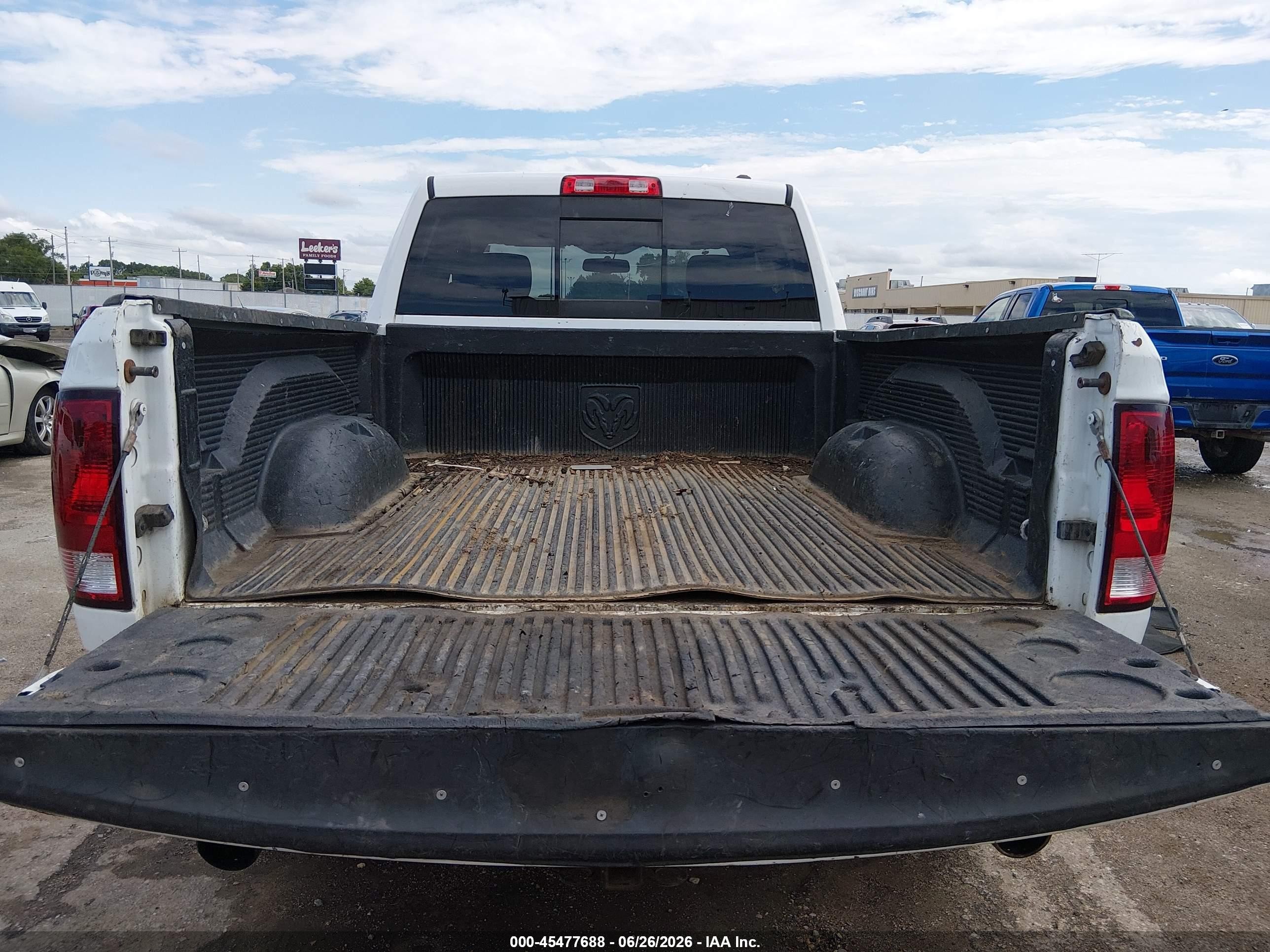 2010 Dodge Ram 1500 Slt White vin: 1D7RV1GT2AS131344