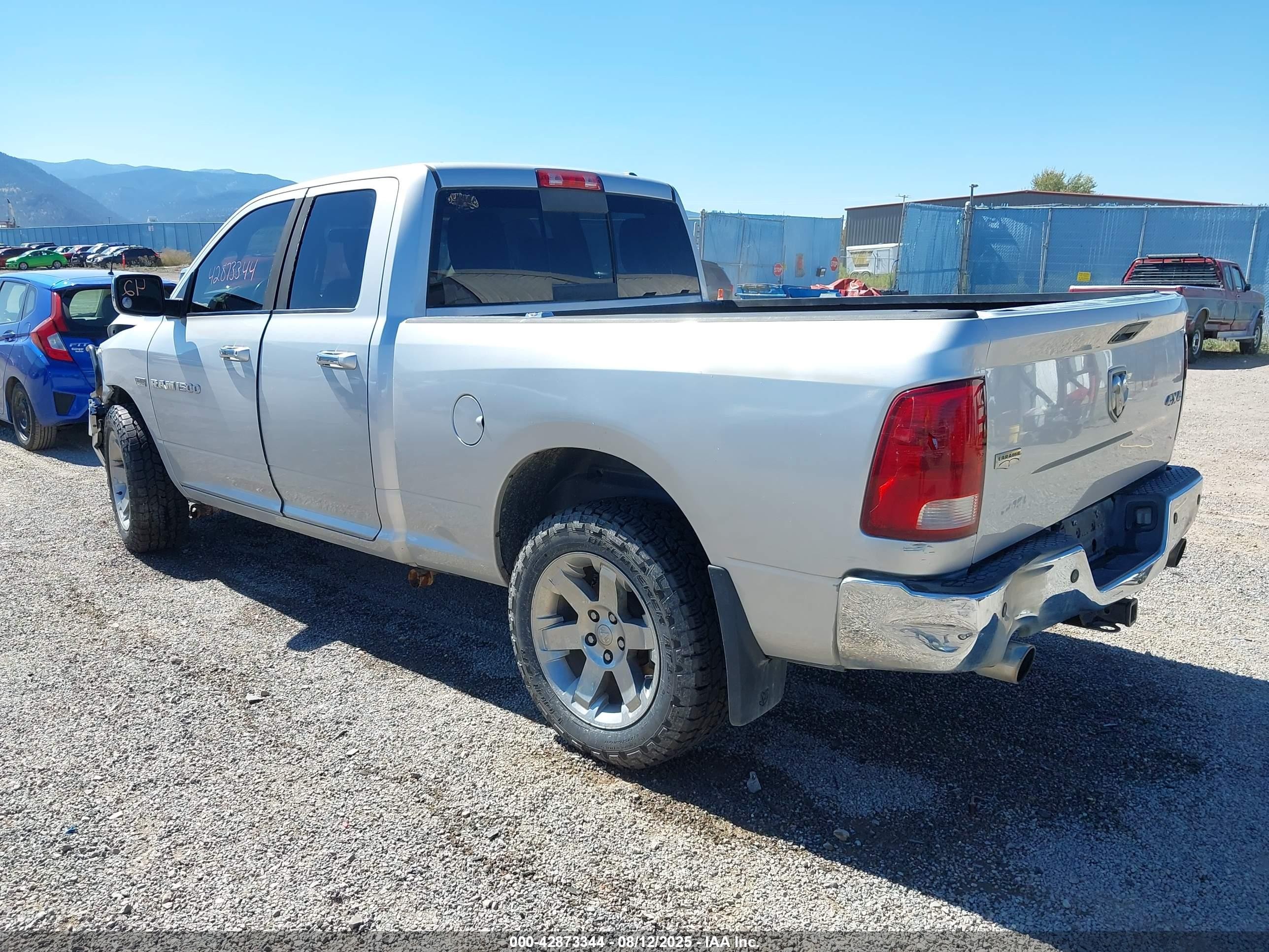 2011 Ram Ram 1500 Laramie Silver vin: 1D7RV1GT2BS531258