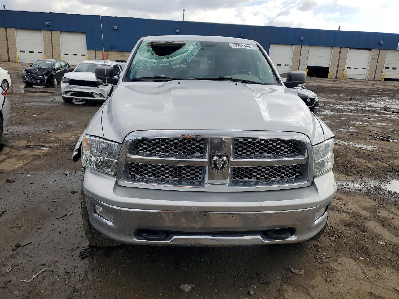 2011 Dodge Ram 1500 Silver vin: 1D7RV1GT2BS543281