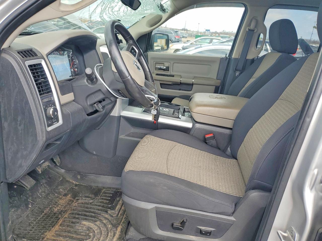2011 Dodge Ram 1500 Silver vin: 1D7RV1GT2BS543281