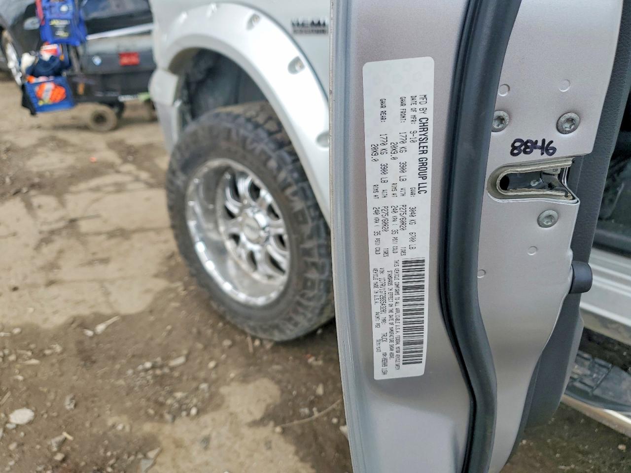 2011 Dodge Ram 1500 Silver vin: 1D7RV1GT2BS543281