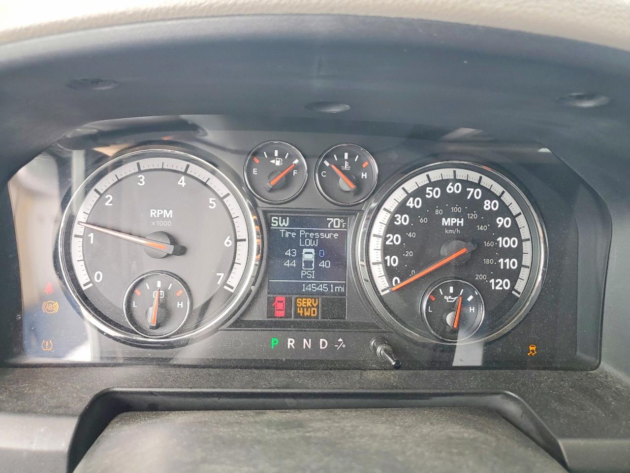 2011 Dodge Ram 1500 Silver vin: 1D7RV1GT2BS543281