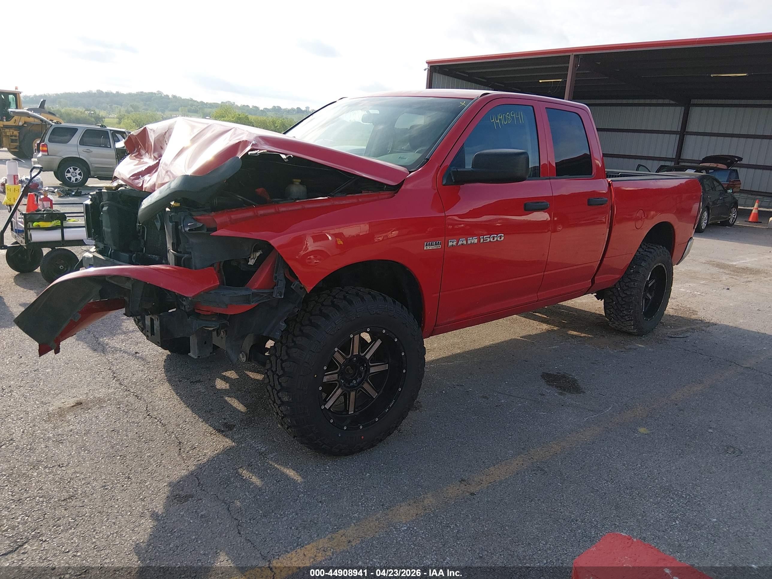 2011 Ram Ram 1500 St Red vin: 1D7RV1GT2BS584901