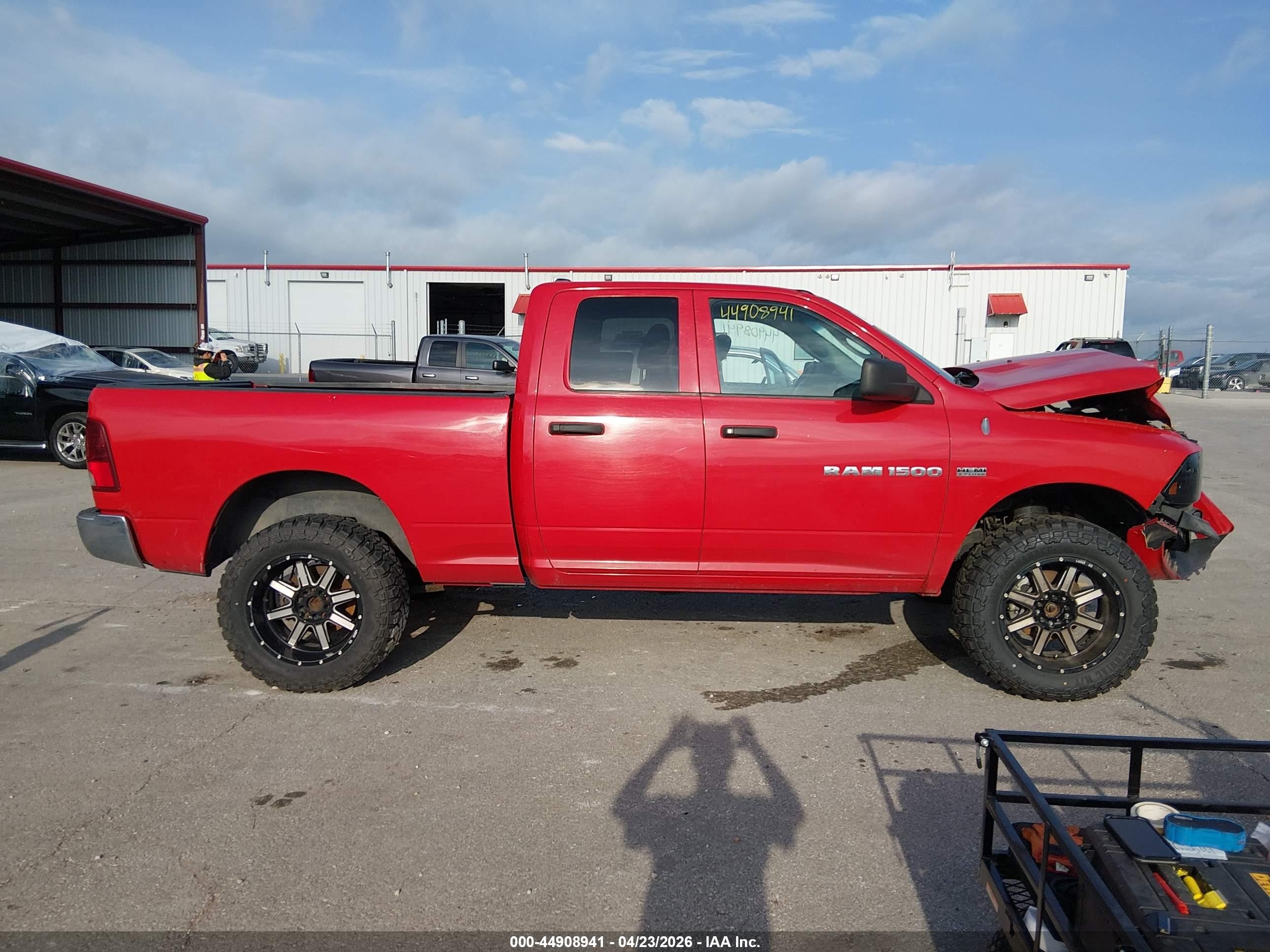 2011 Ram Ram 1500 St Red vin: 1D7RV1GT2BS584901