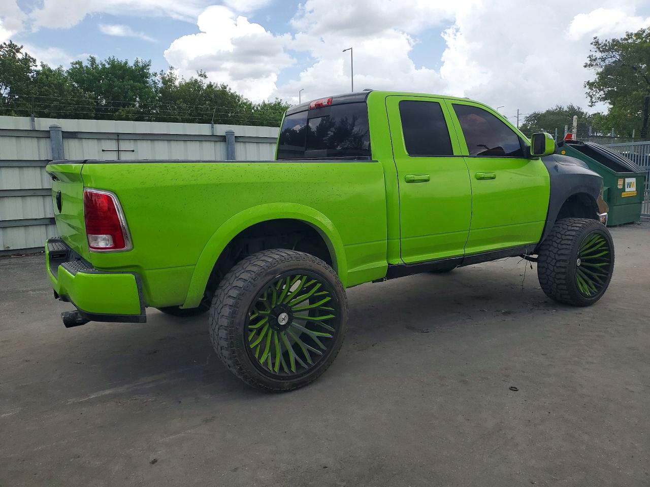 2011 Dodge Ram 1500 Green vin: 1D7RV1GT2BS616617