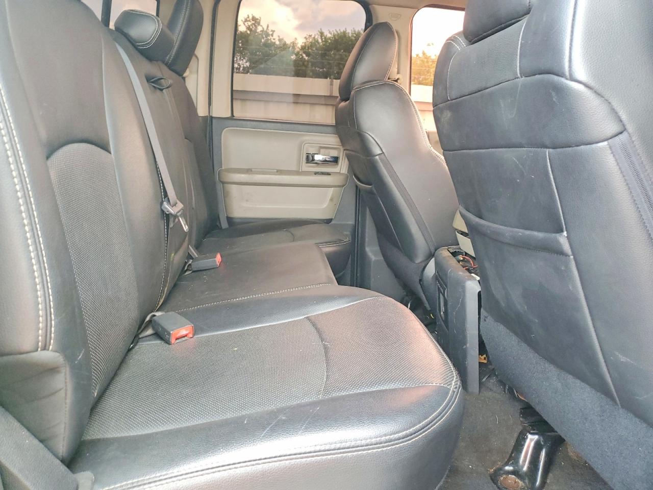 2011 Dodge Ram 1500 Green vin: 1D7RV1GT2BS616617