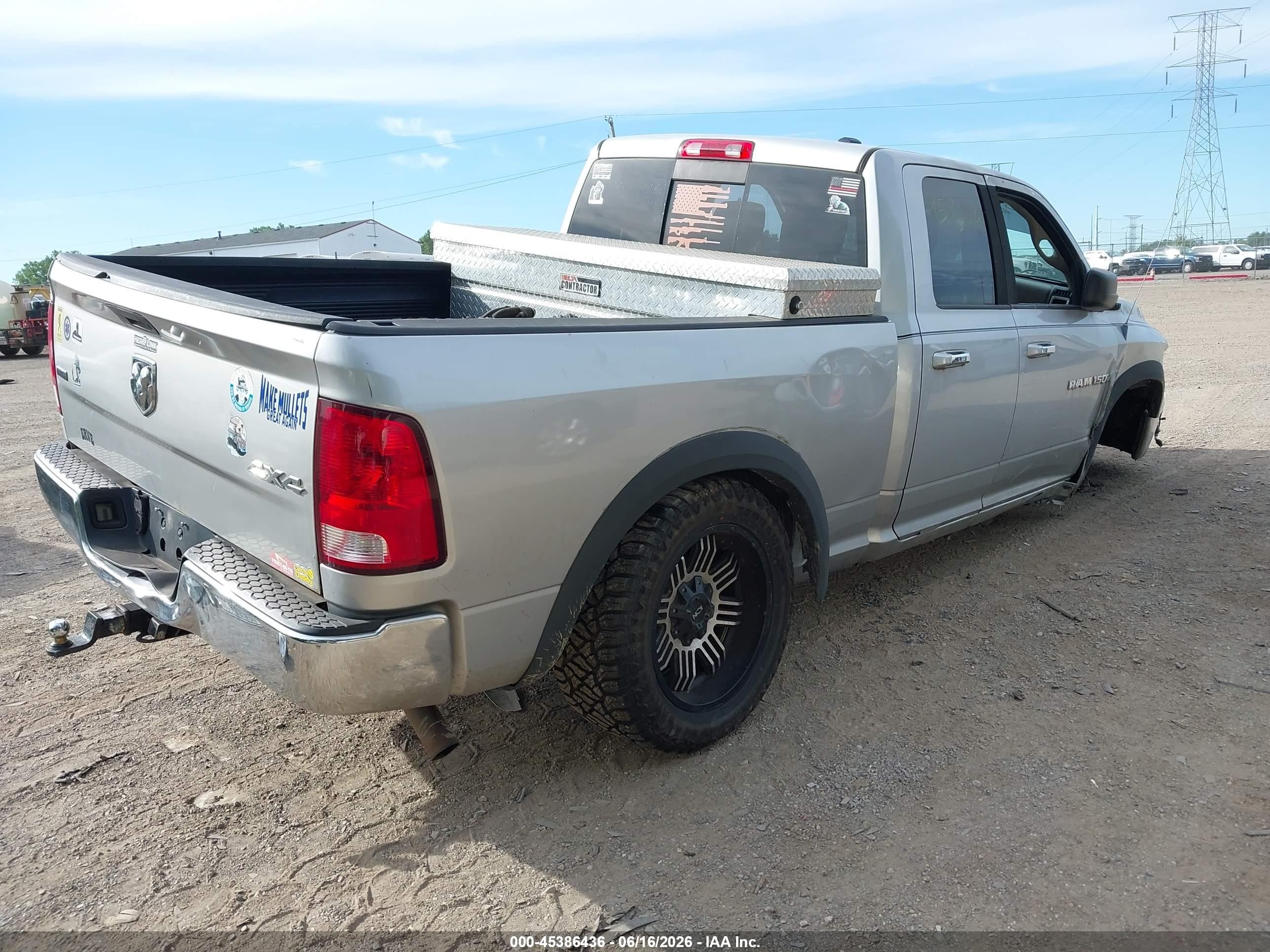 2011 Ram Ram 1500 Slt Silver vin: 1D7RV1GT2BS639637