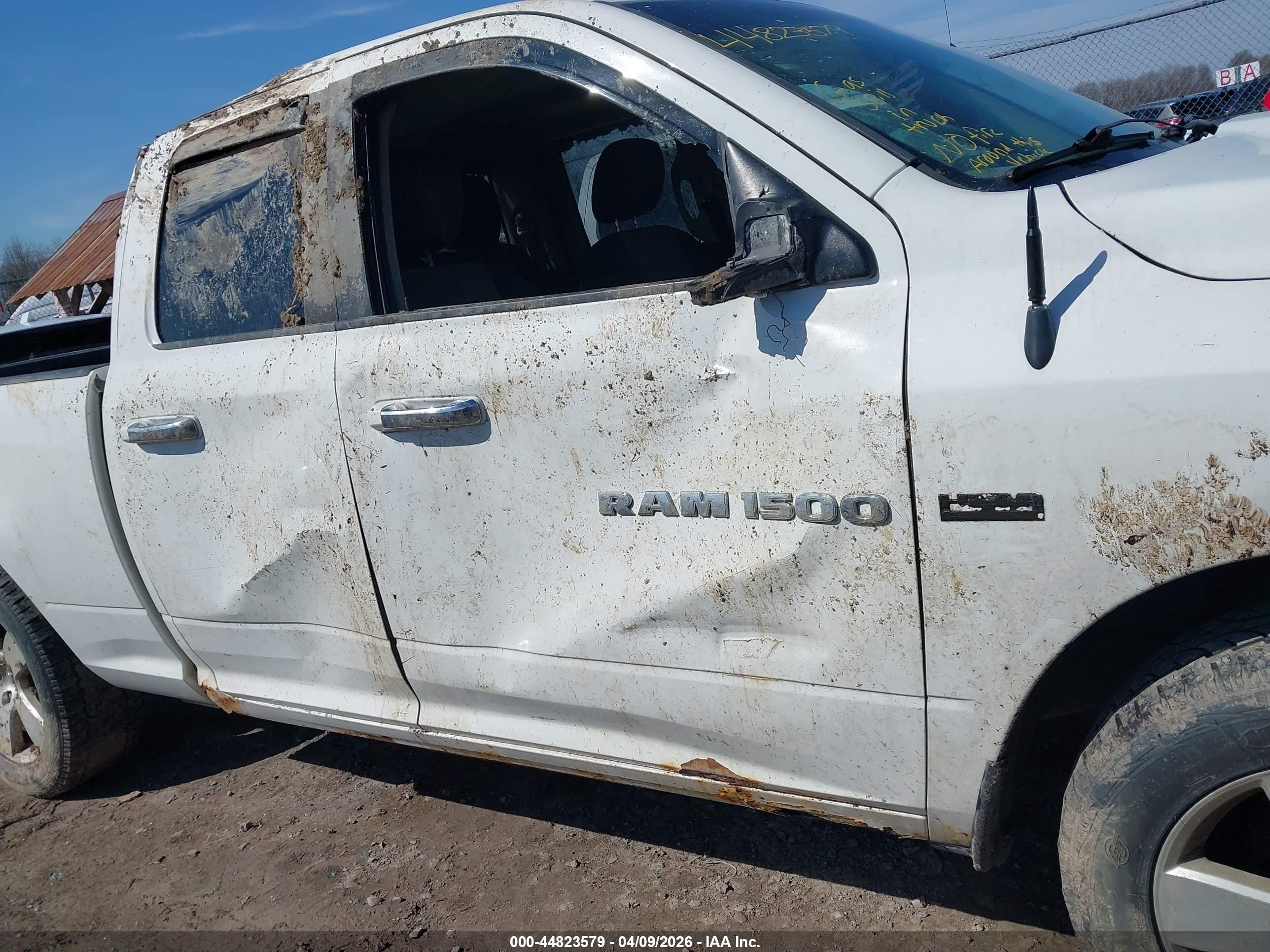 2011 Ram Ram 1500 Slt Белый vin: 1D7RV1GT2BS662528