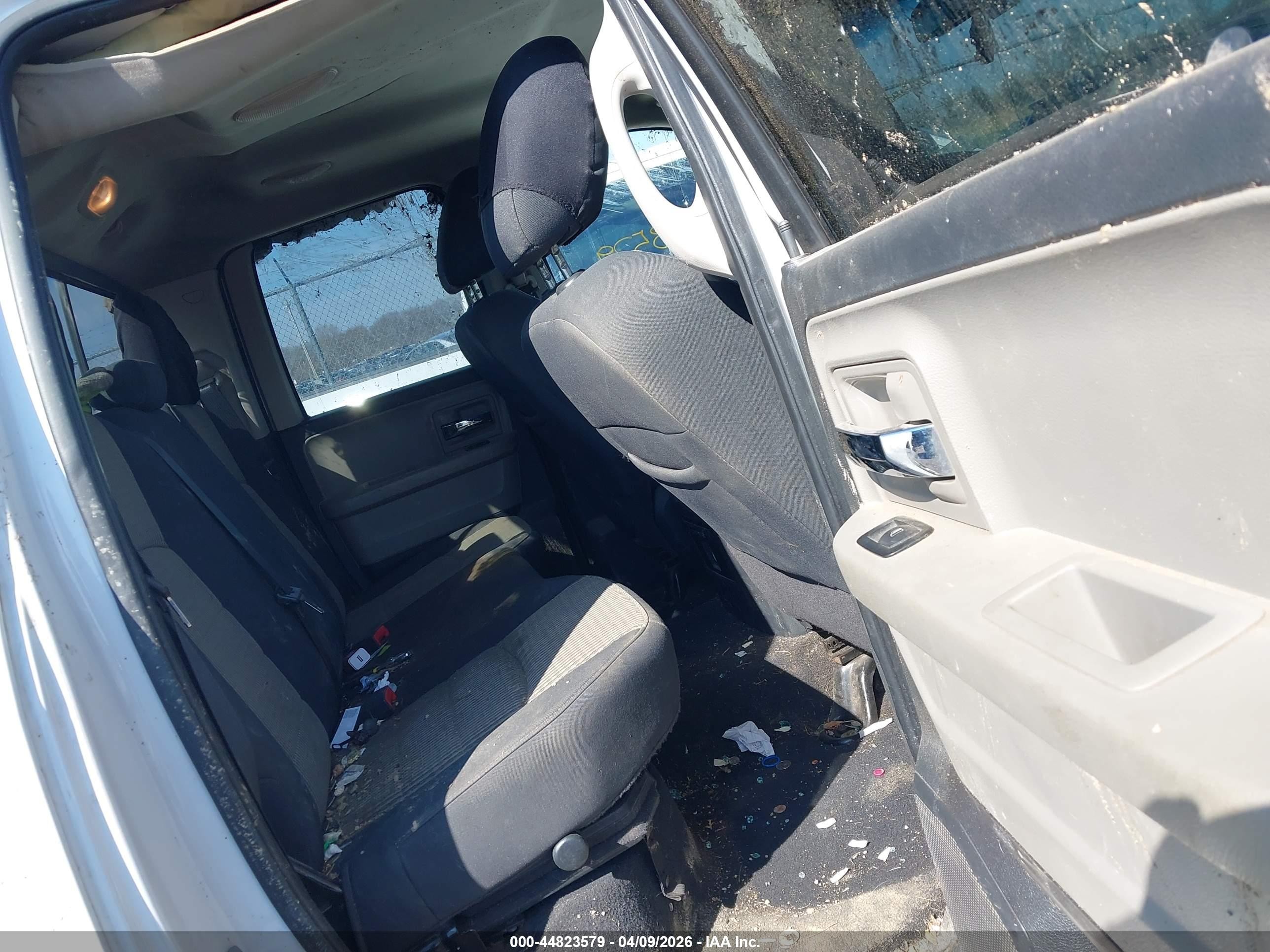2011 Ram Ram 1500 Slt Белый vin: 1D7RV1GT2BS662528