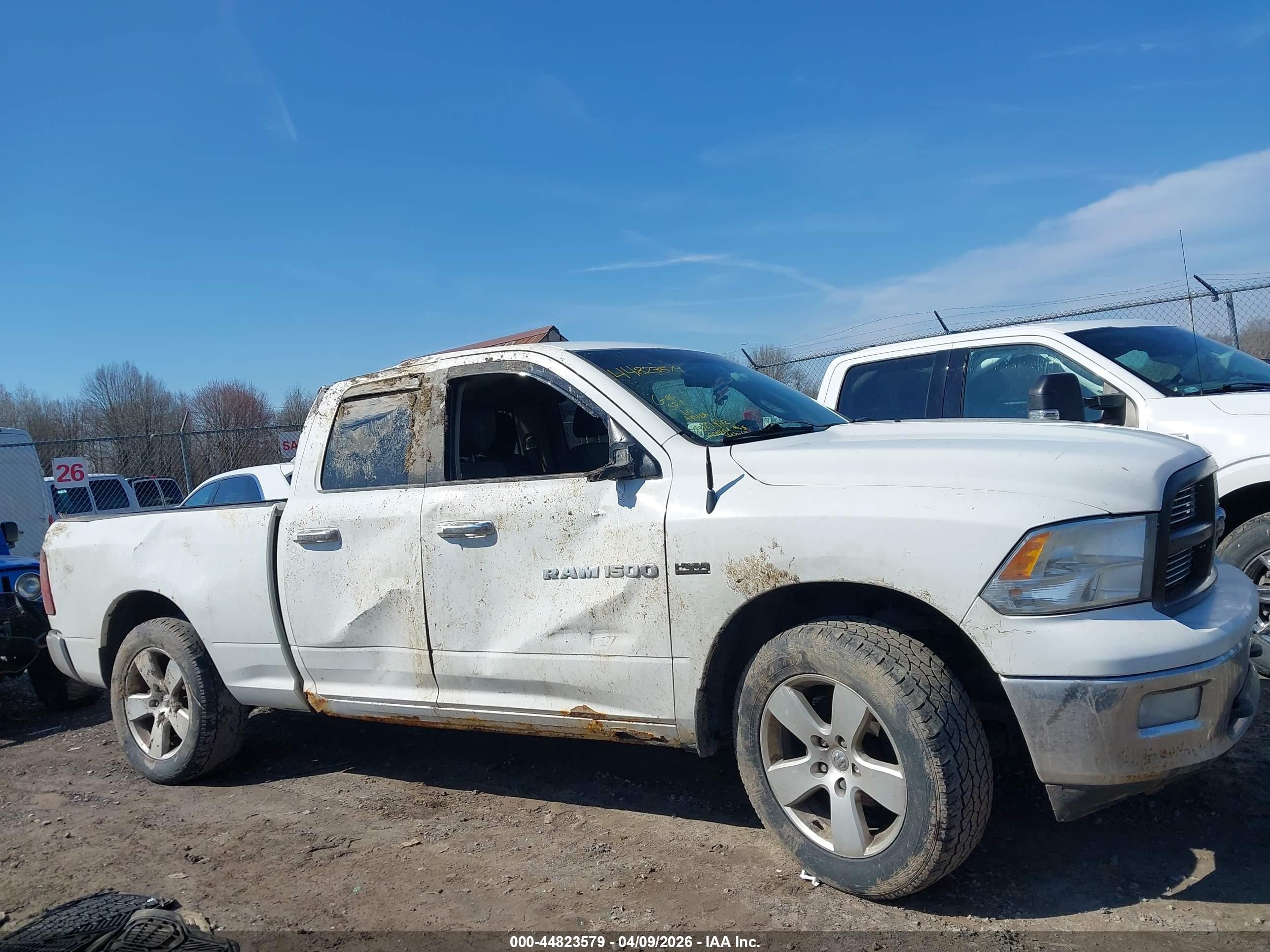 2011 Ram Ram 1500 Slt Белый vin: 1D7RV1GT2BS662528