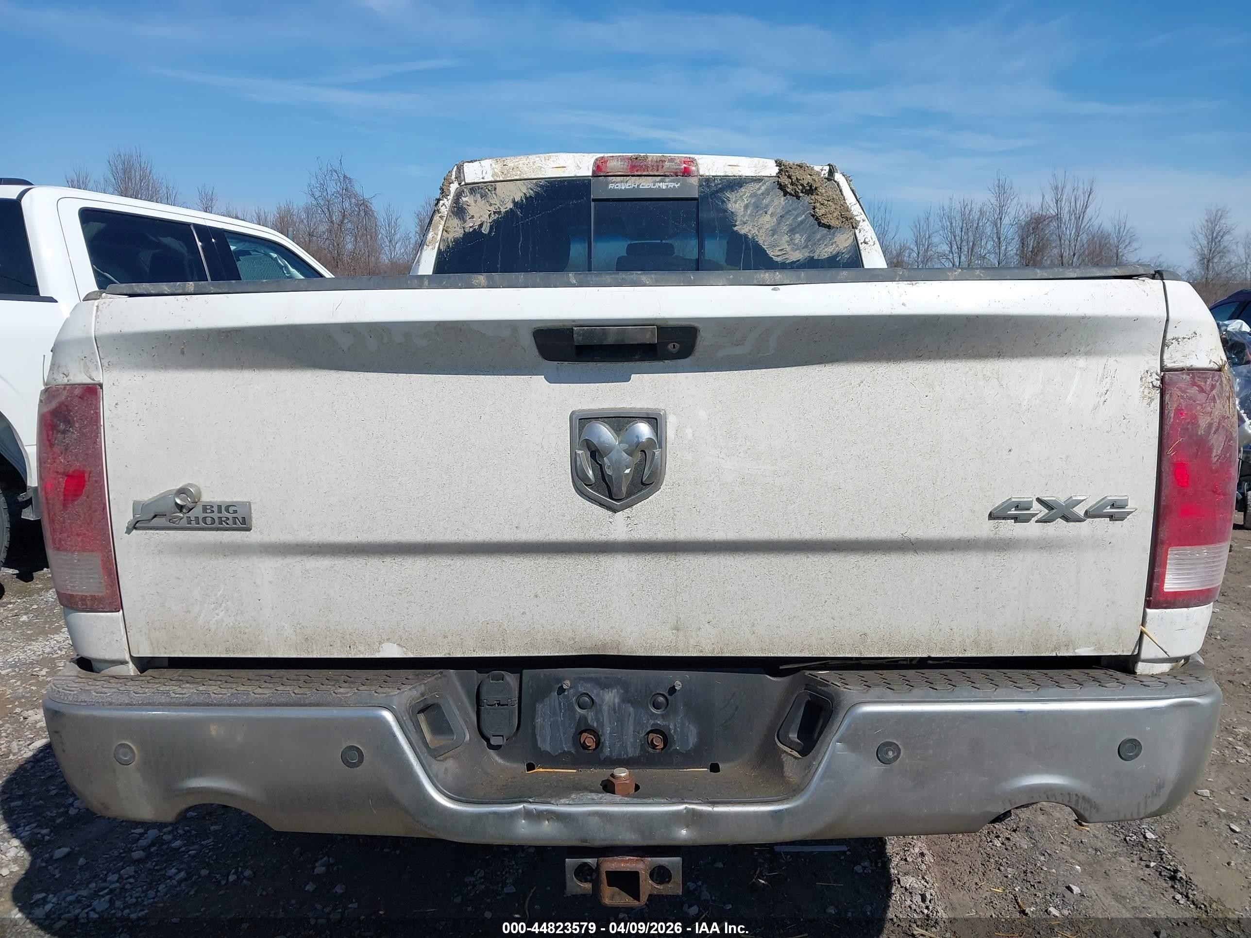 2011 Ram Ram 1500 Slt Белый vin: 1D7RV1GT2BS662528