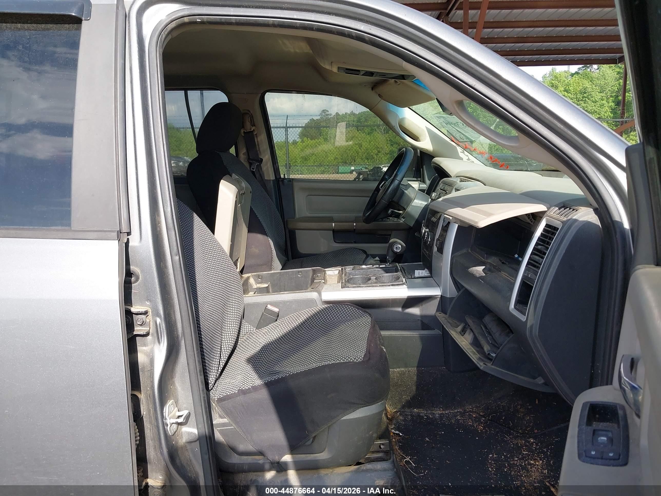2010 Dodge Ram 1500 Slt/sport/trx Gray vin: 1D7RV1GT3AS110101