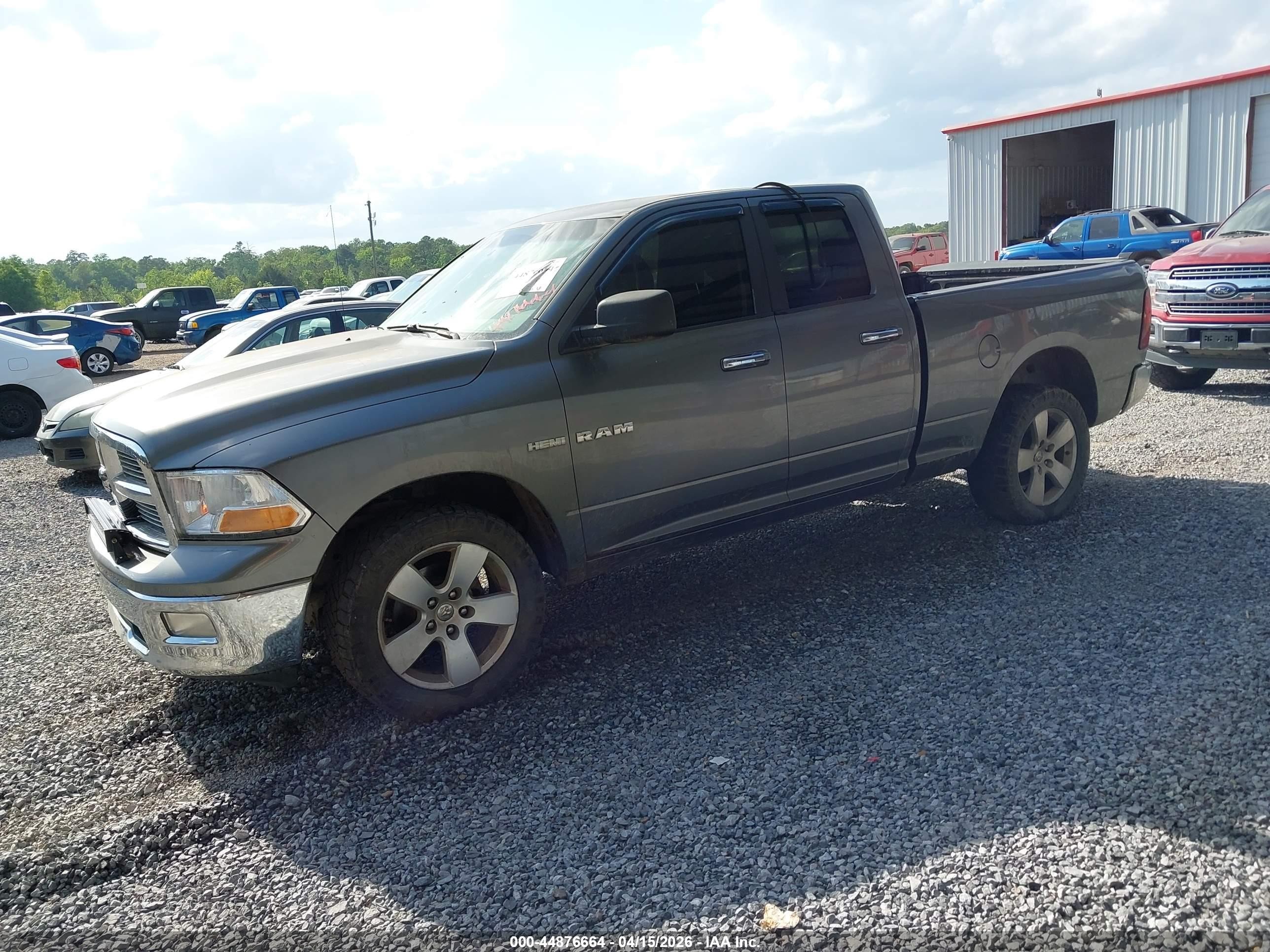 2010 Dodge Ram 1500 Slt/sport/trx Gray vin: 1D7RV1GT3AS110101