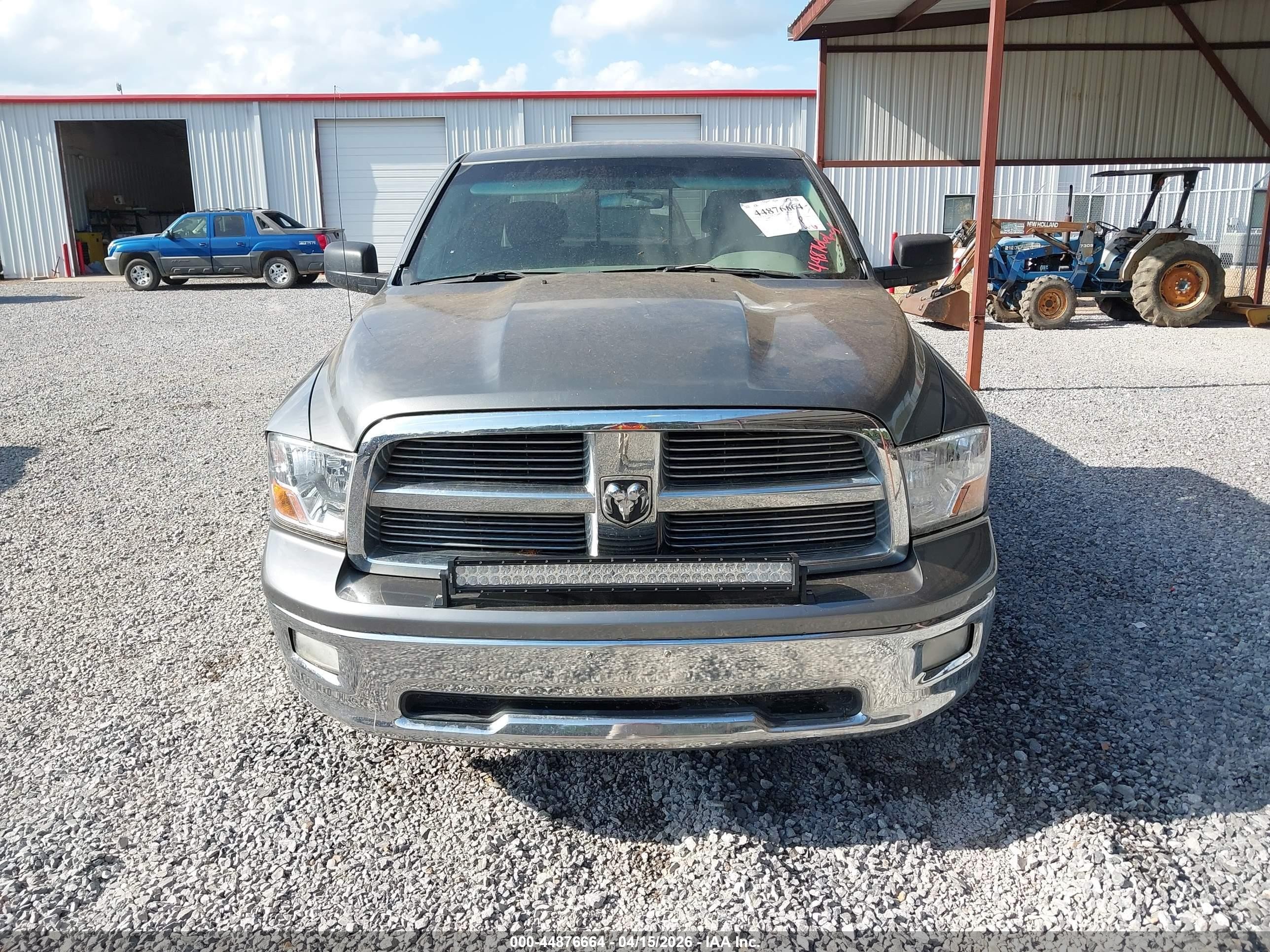 2010 Dodge Ram 1500 Slt/sport/trx Gray vin: 1D7RV1GT3AS110101