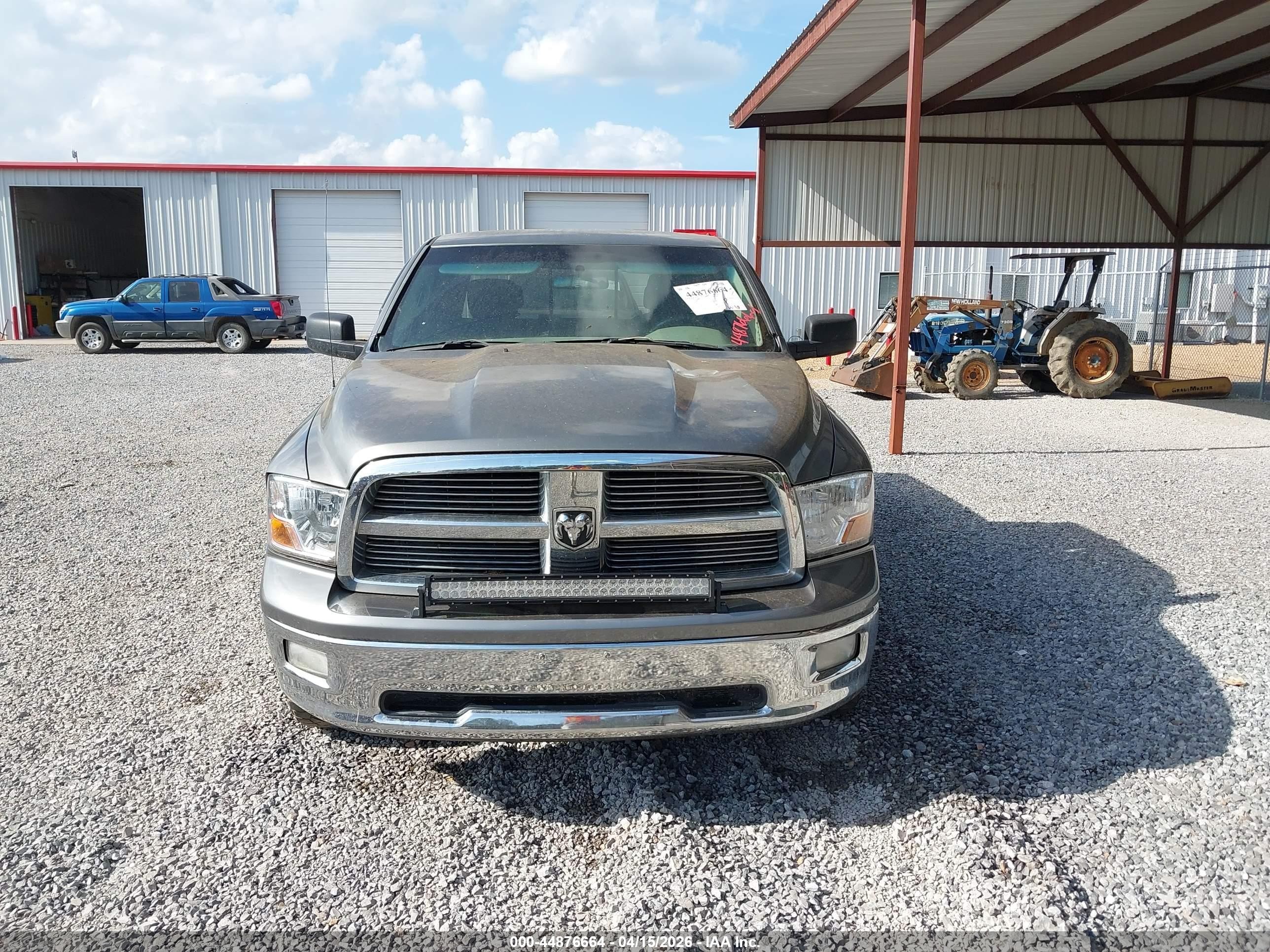 2010 Dodge Ram 1500 Slt/sport/trx Gray vin: 1D7RV1GT3AS110101