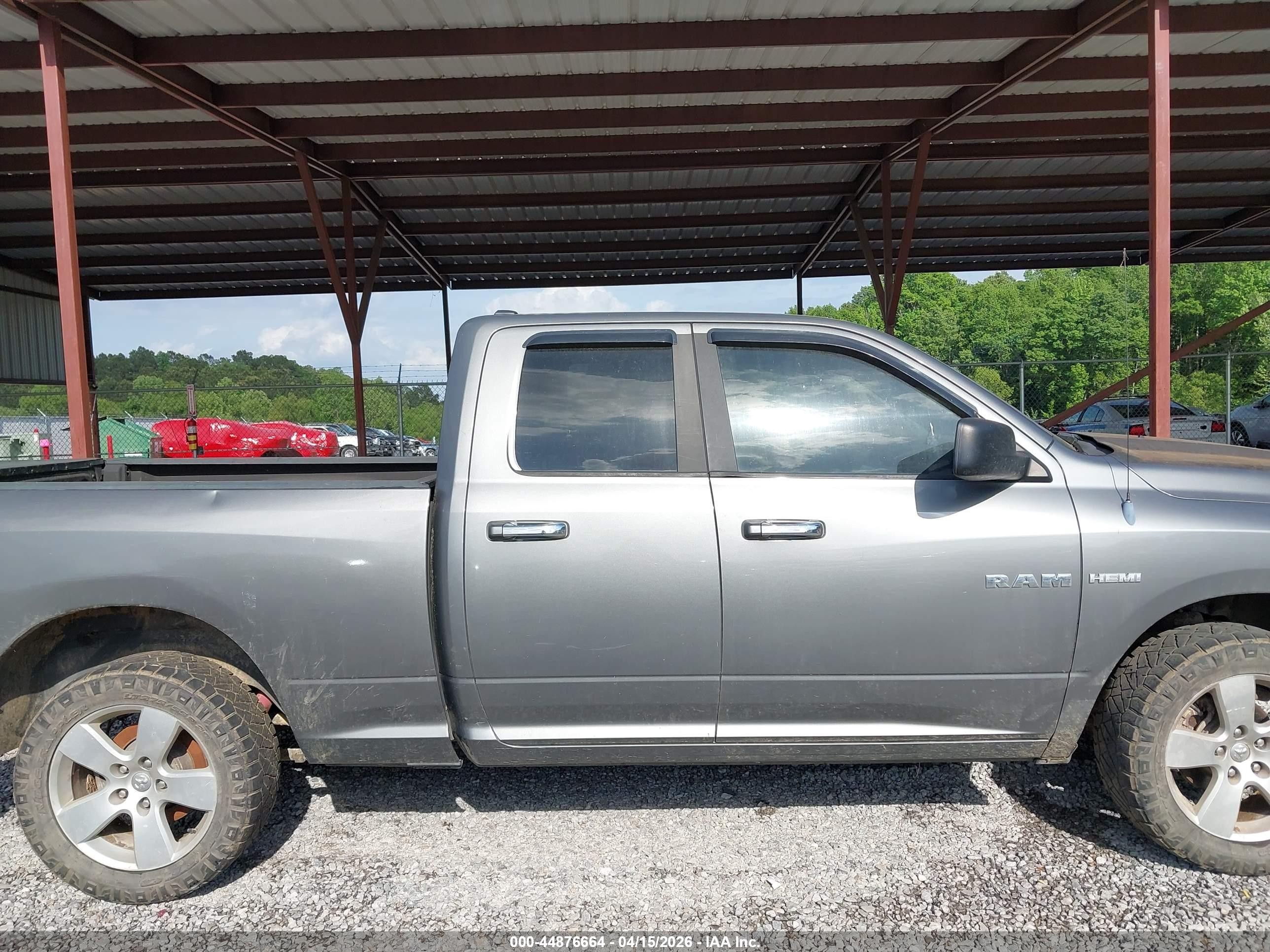 2010 Dodge Ram 1500 Slt/sport/trx Gray vin: 1D7RV1GT3AS110101