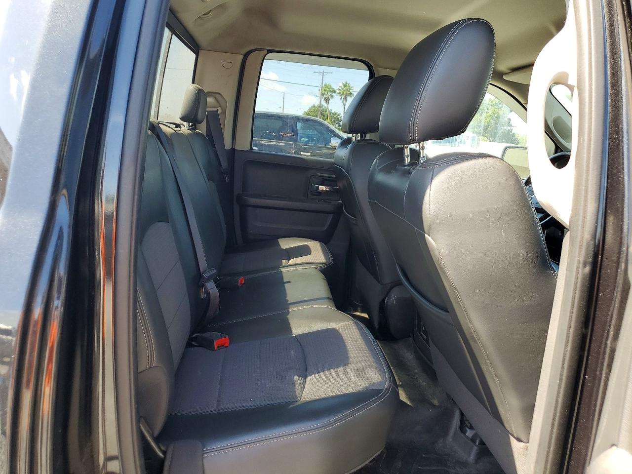 2010 Dodge Ram 1500 Black vin: 1D7RV1GT3AS207301