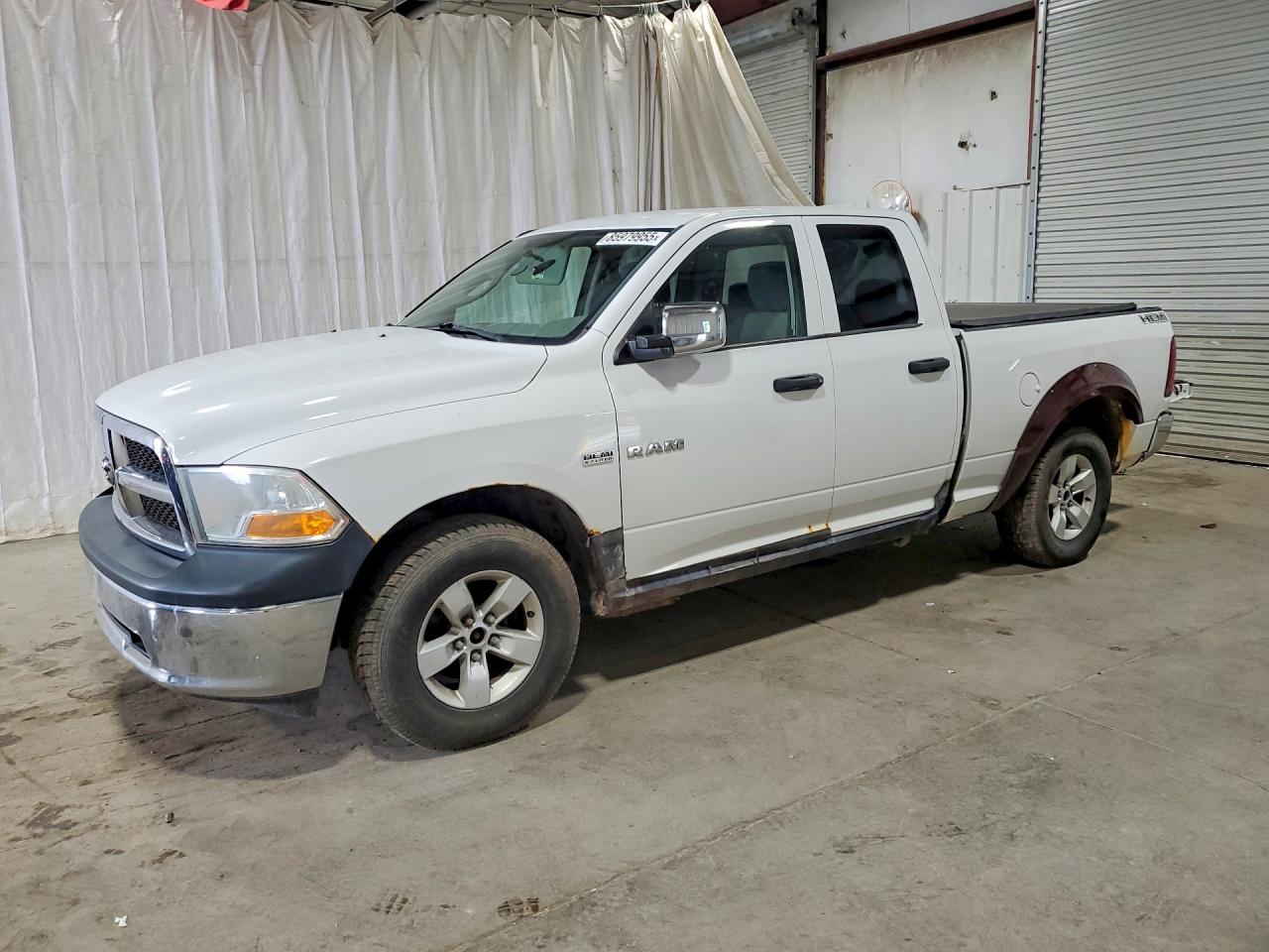 2010 Dodge Ram 1500 White vin: 1D7RV1GT3AS239441