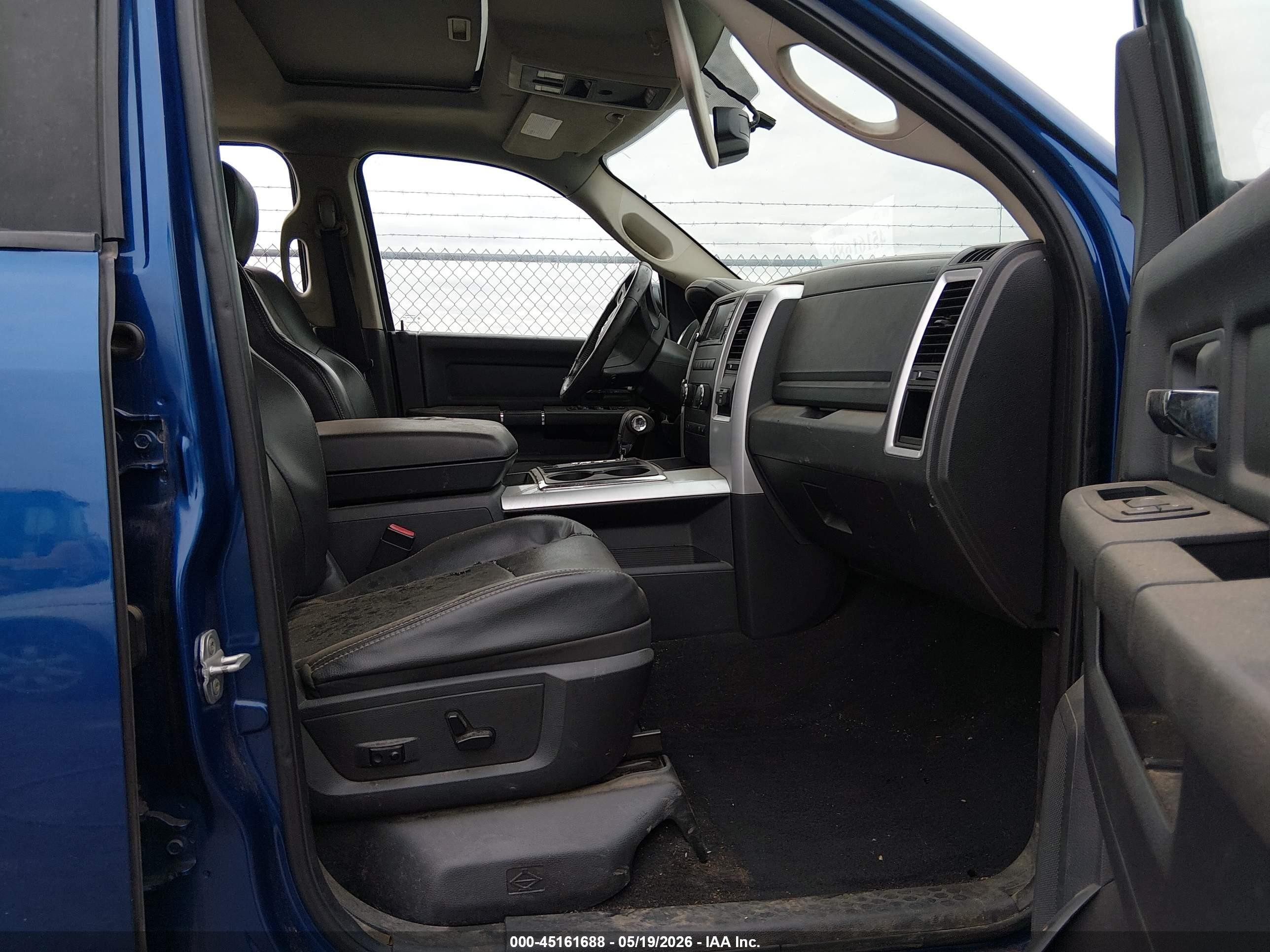 2010 Dodge Ram 1500 Slt/sport/trx Blue vin: 1D7RV1GT3AS252402