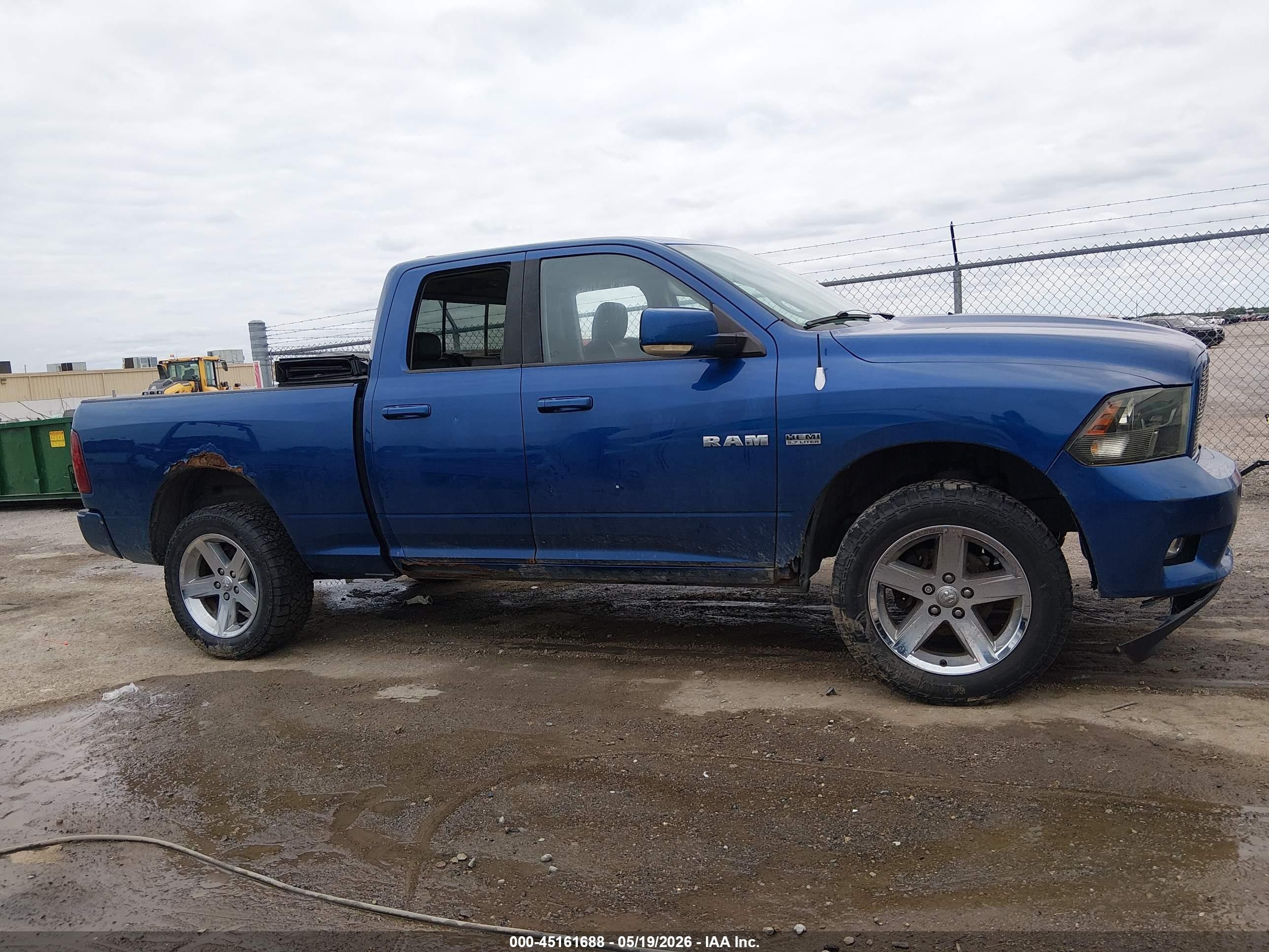2010 Dodge Ram 1500 Slt/sport/trx Blue vin: 1D7RV1GT3AS252402