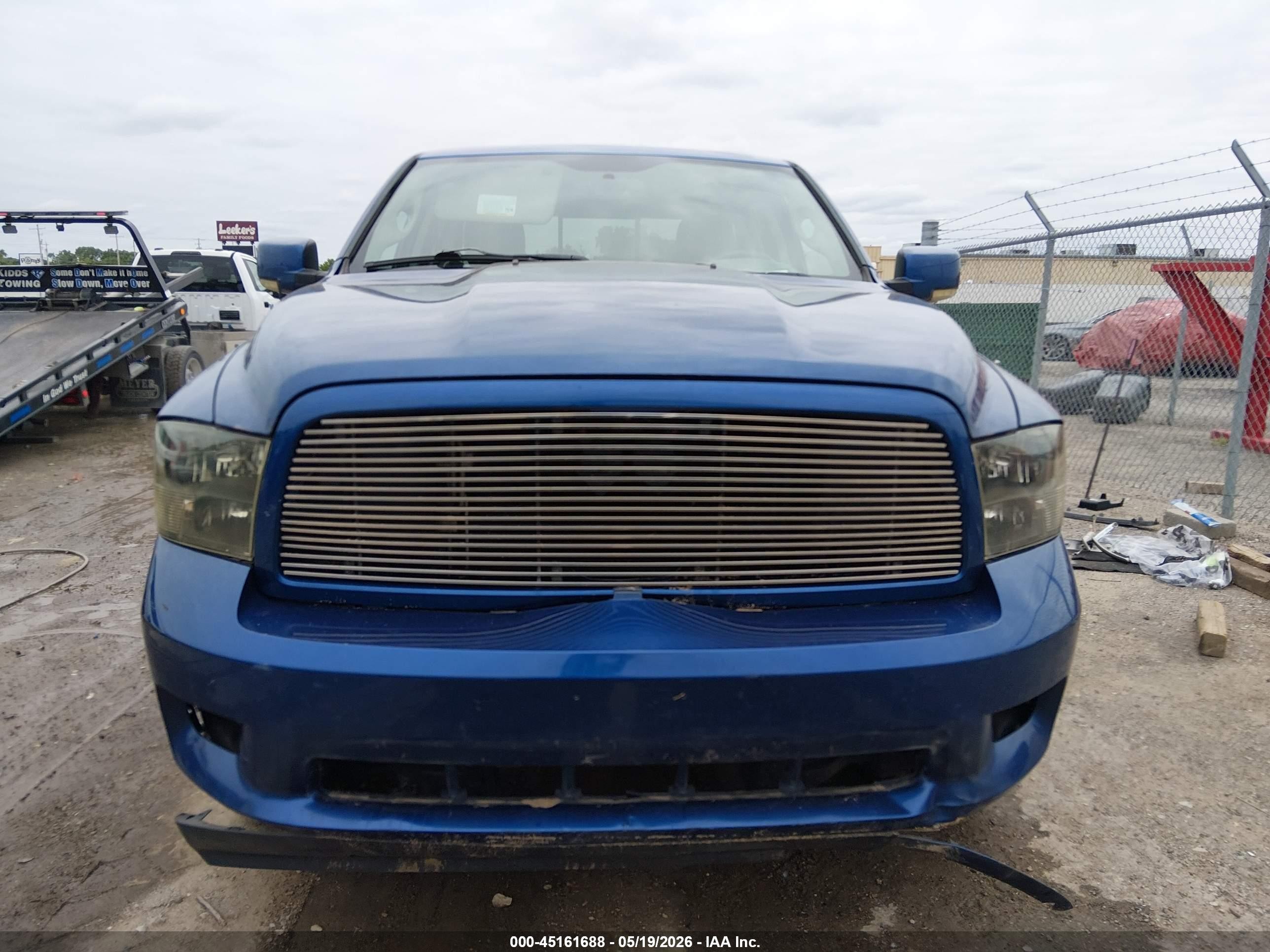 2010 Dodge Ram 1500 Slt/sport/trx Blue vin: 1D7RV1GT3AS252402