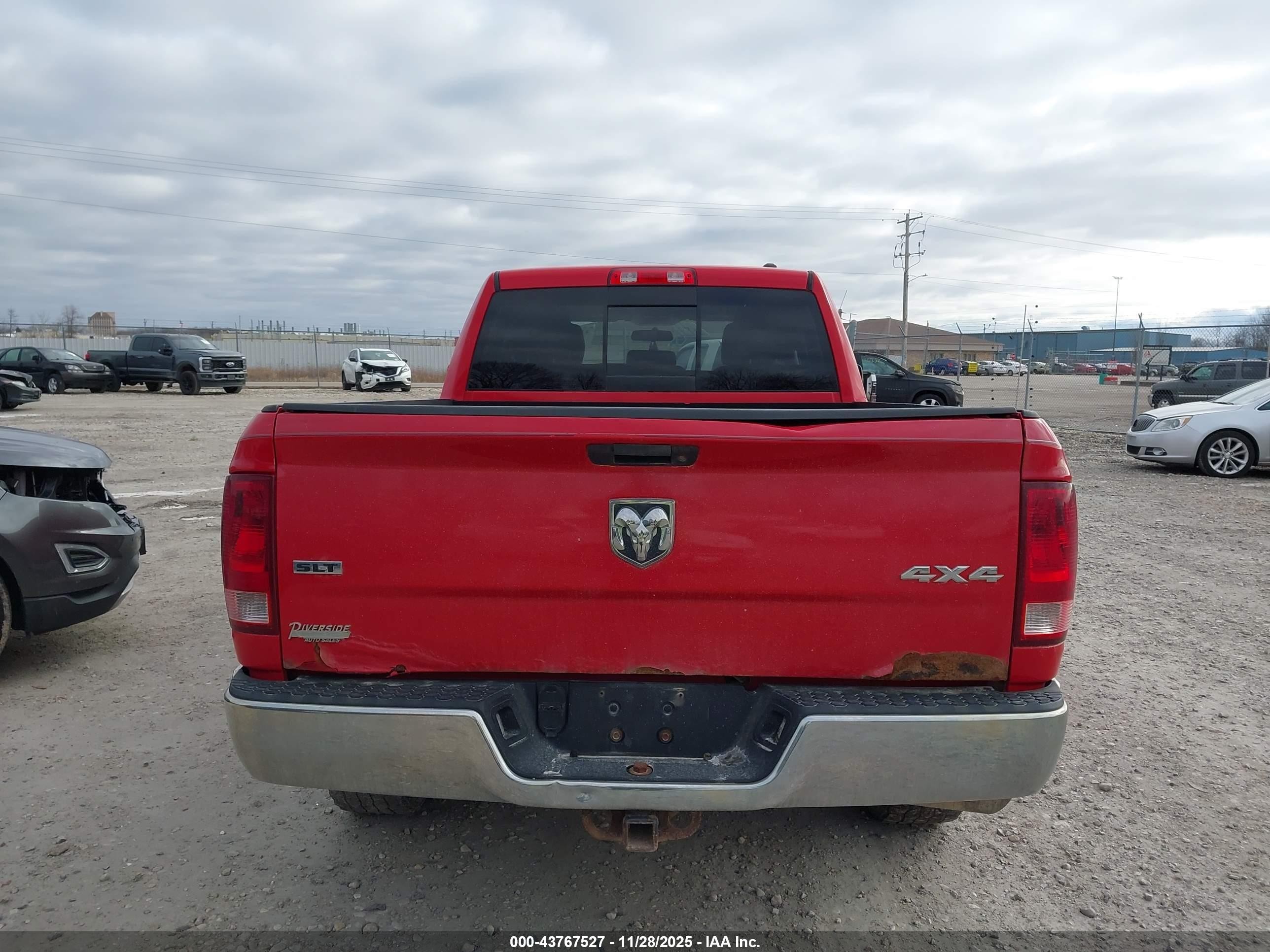 2011 Ram Ram 1500 Slt Красный vin: 1D7RV1GT3BS519393