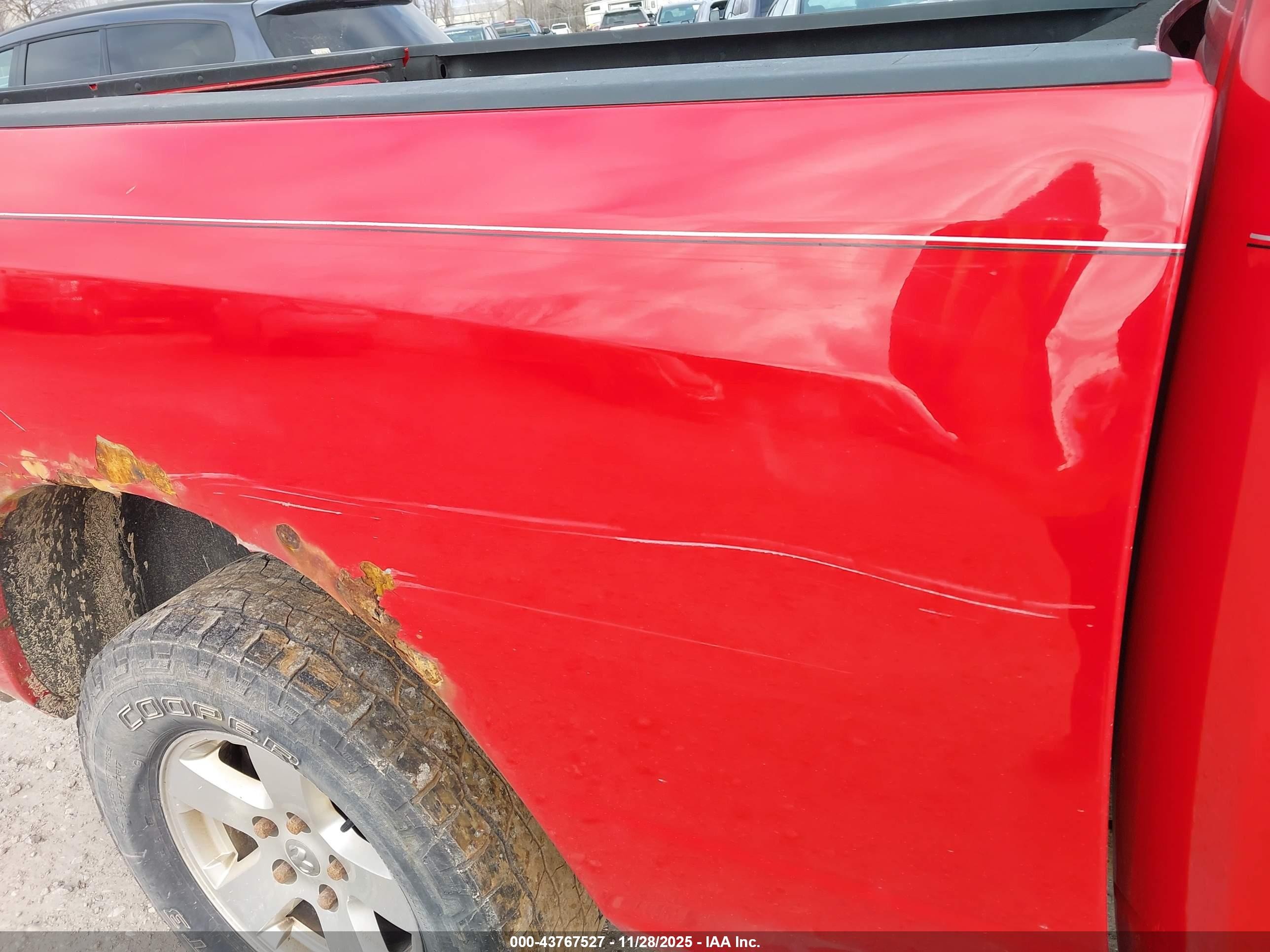 2011 Ram Ram 1500 Slt Красный vin: 1D7RV1GT3BS519393