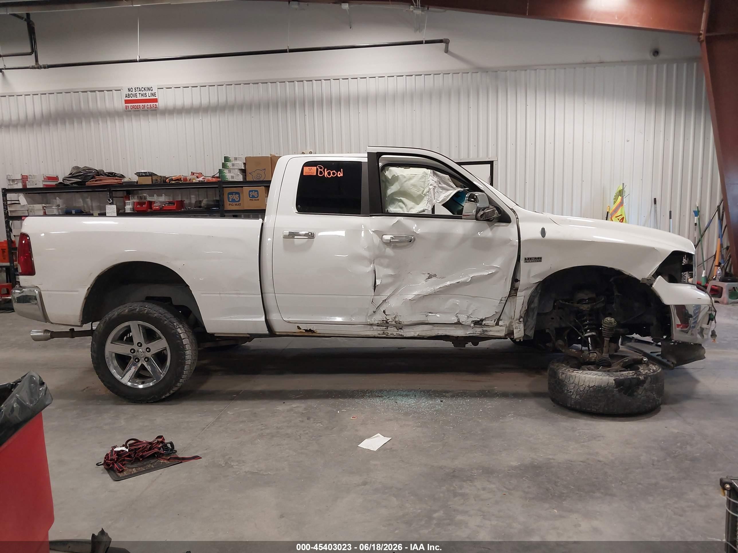 2011 Ram Ram 1500 Slt Белый vin: 1D7RV1GT3BS647942