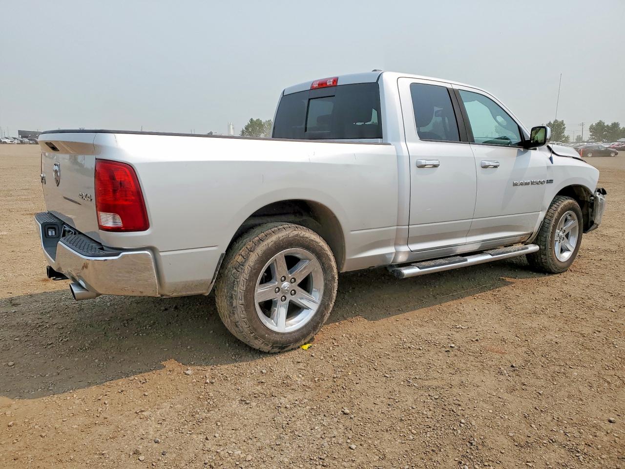 2011 Dodge Ram 1500 Silver vin: 1D7RV1GT3BS681802